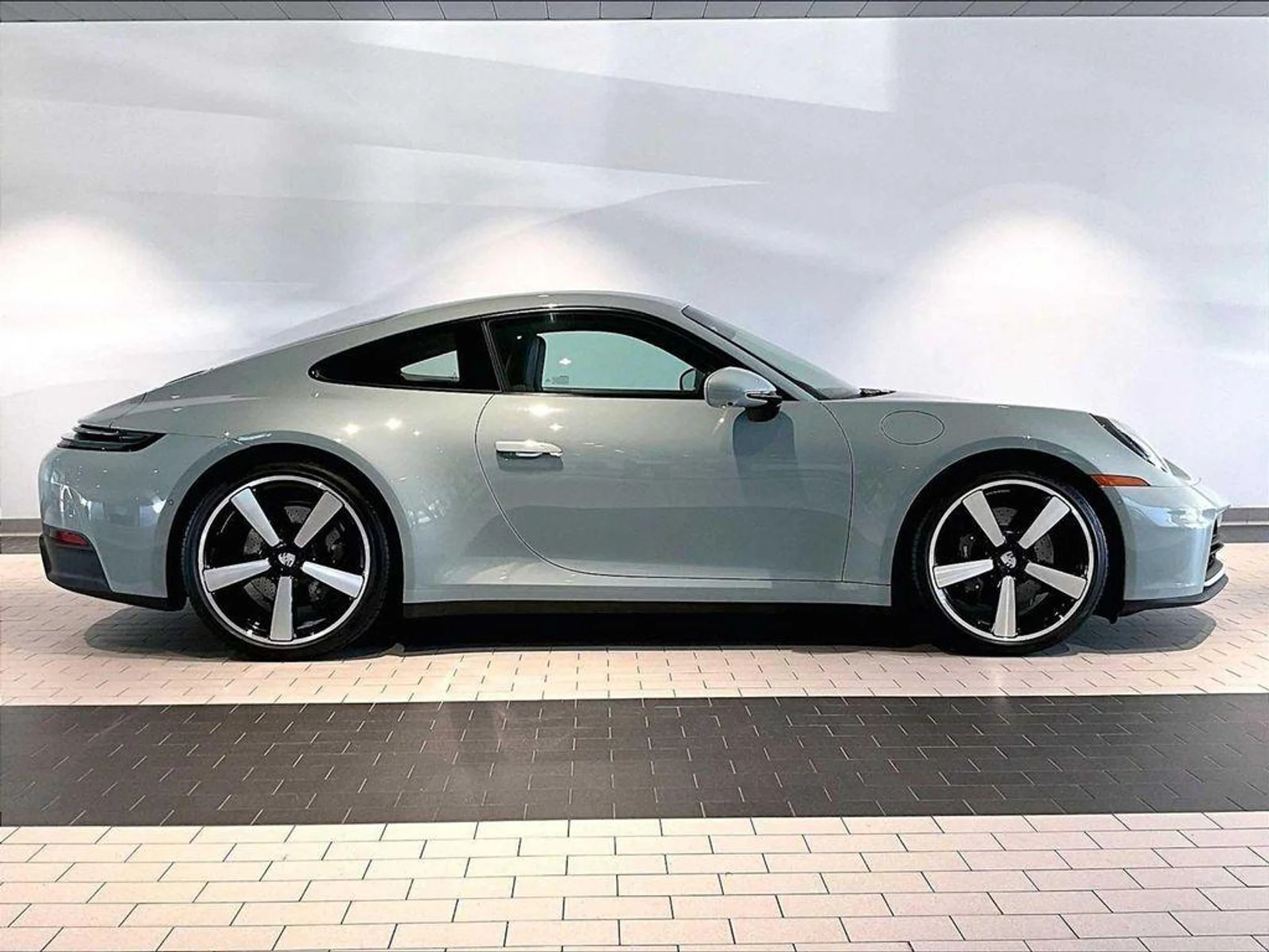 mph007_2250999376_Ne3_Cbbe_Oqj_R39_oyp4eb_E9_Qx7x0_5b3944ecac