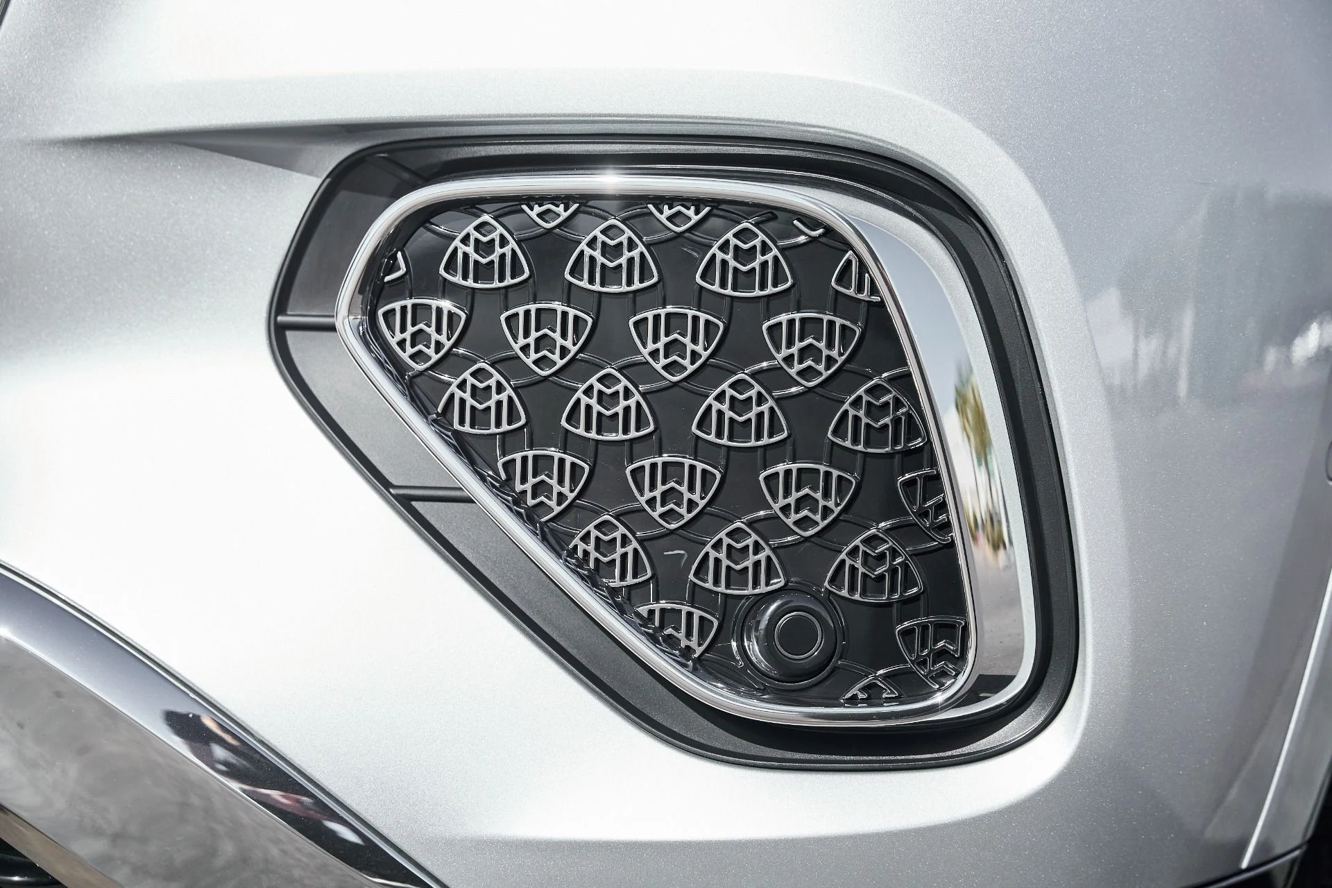 mph007_2252280497_Used_2026_Mercedes_Benz_GLS_Maybach_GLS_600_1770697565_594cc5531a