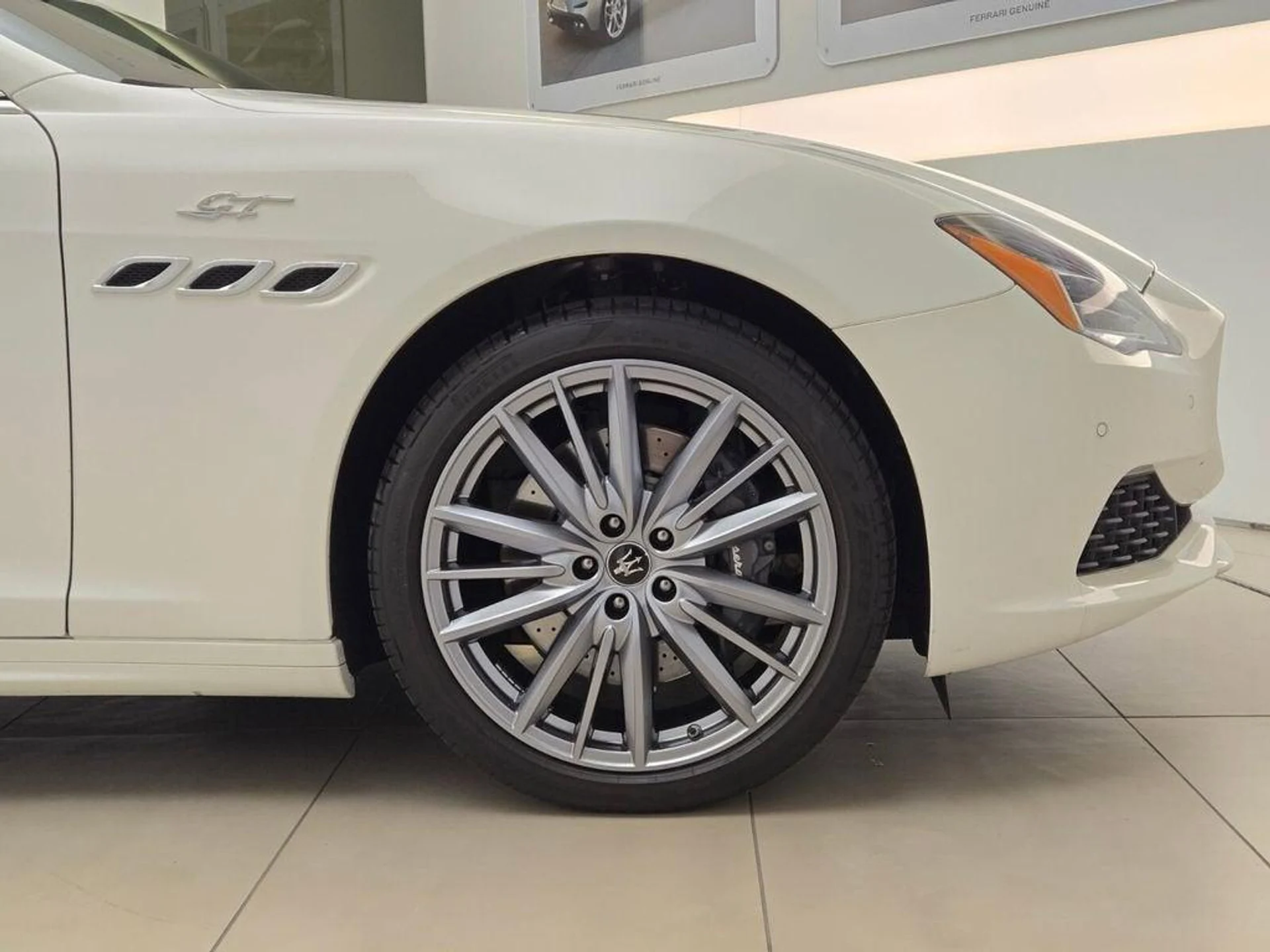 mph007_225320777_Used_2023_Maserati_Quattroporte_GT_1776933865_b517b6c53f
