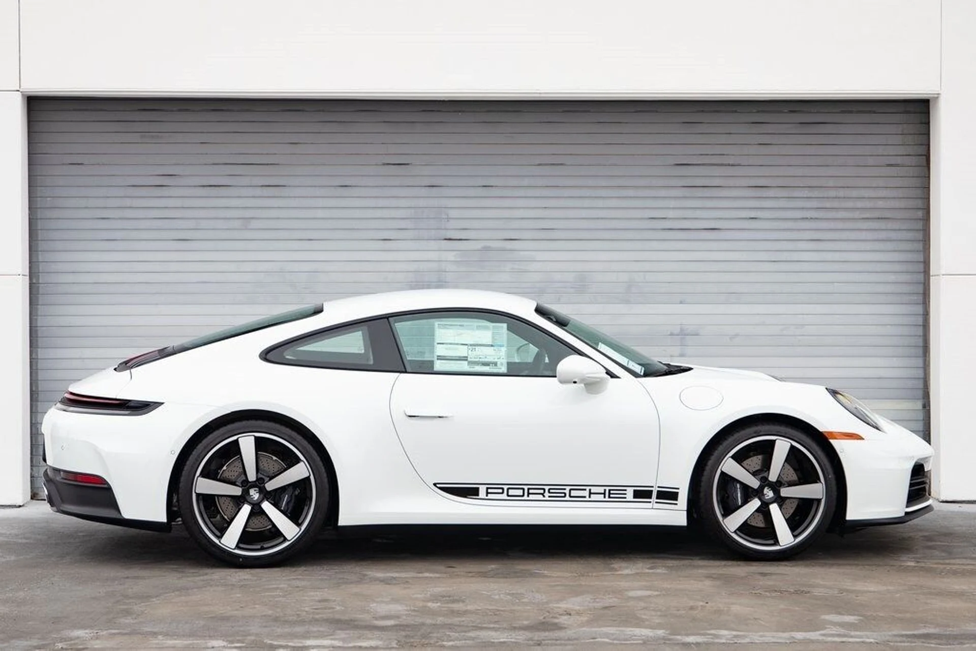 mph007_2258025137_2519ae57dbb19259942068a32dfc81dbx_c8b403f103