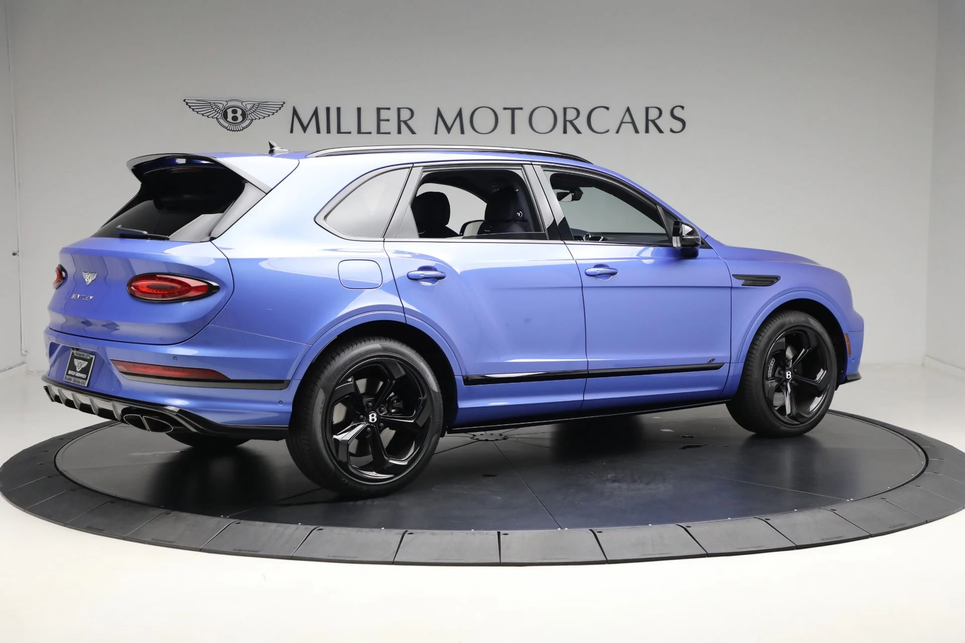 mph007_2267417055_Used_2024_Bentley_Bentayga_S_V8_442fd0845b