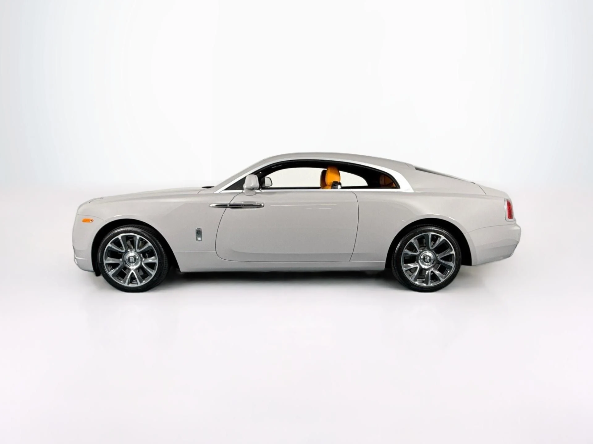 mph007_2268159638_Used_2021_Rolls_Royce_Wraith_1783366736_e70dcda7df