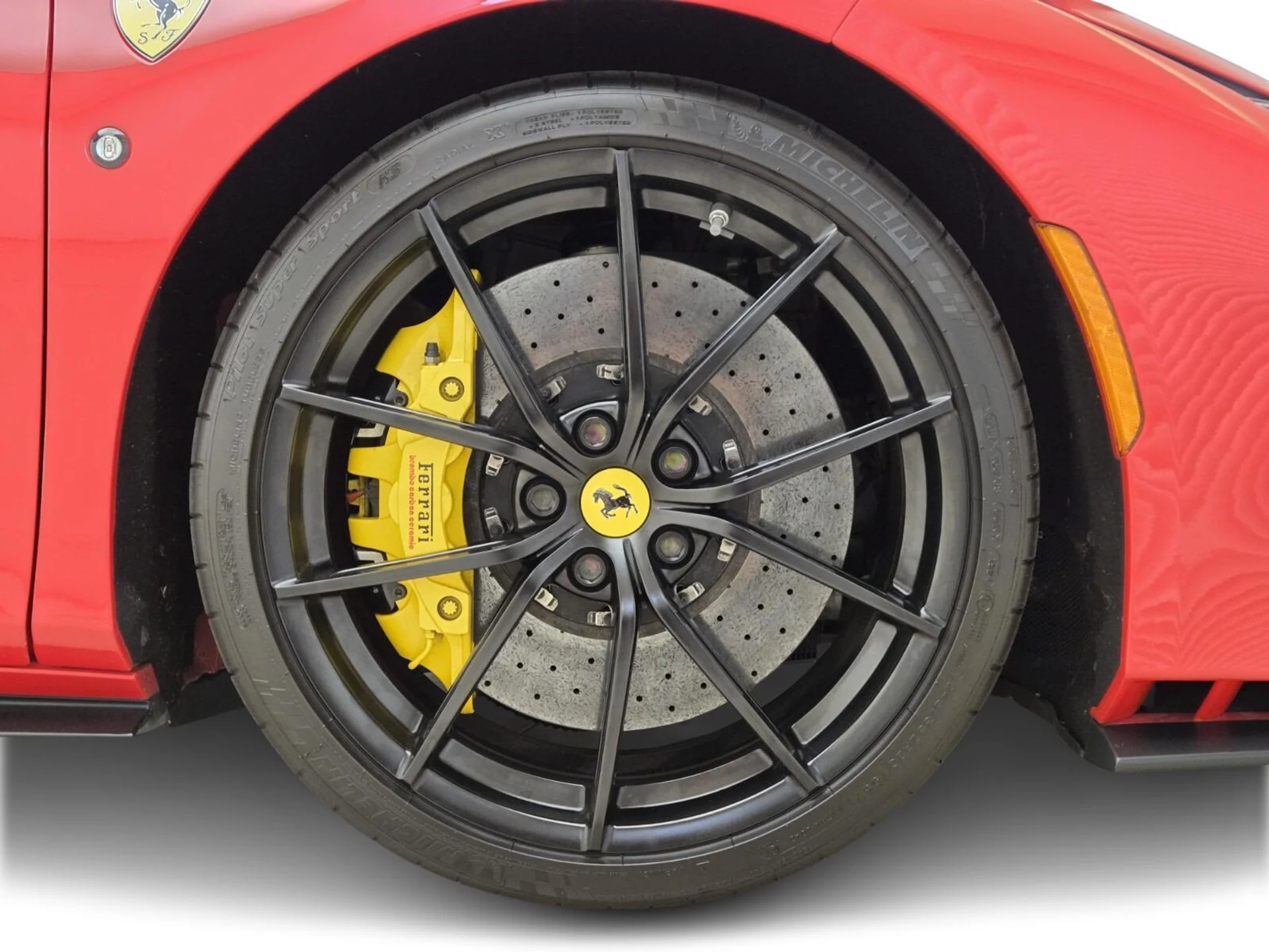 mph007_2278395178_Used_2020_Ferrari_F8_Tributo_1756364905_927f9ec53c