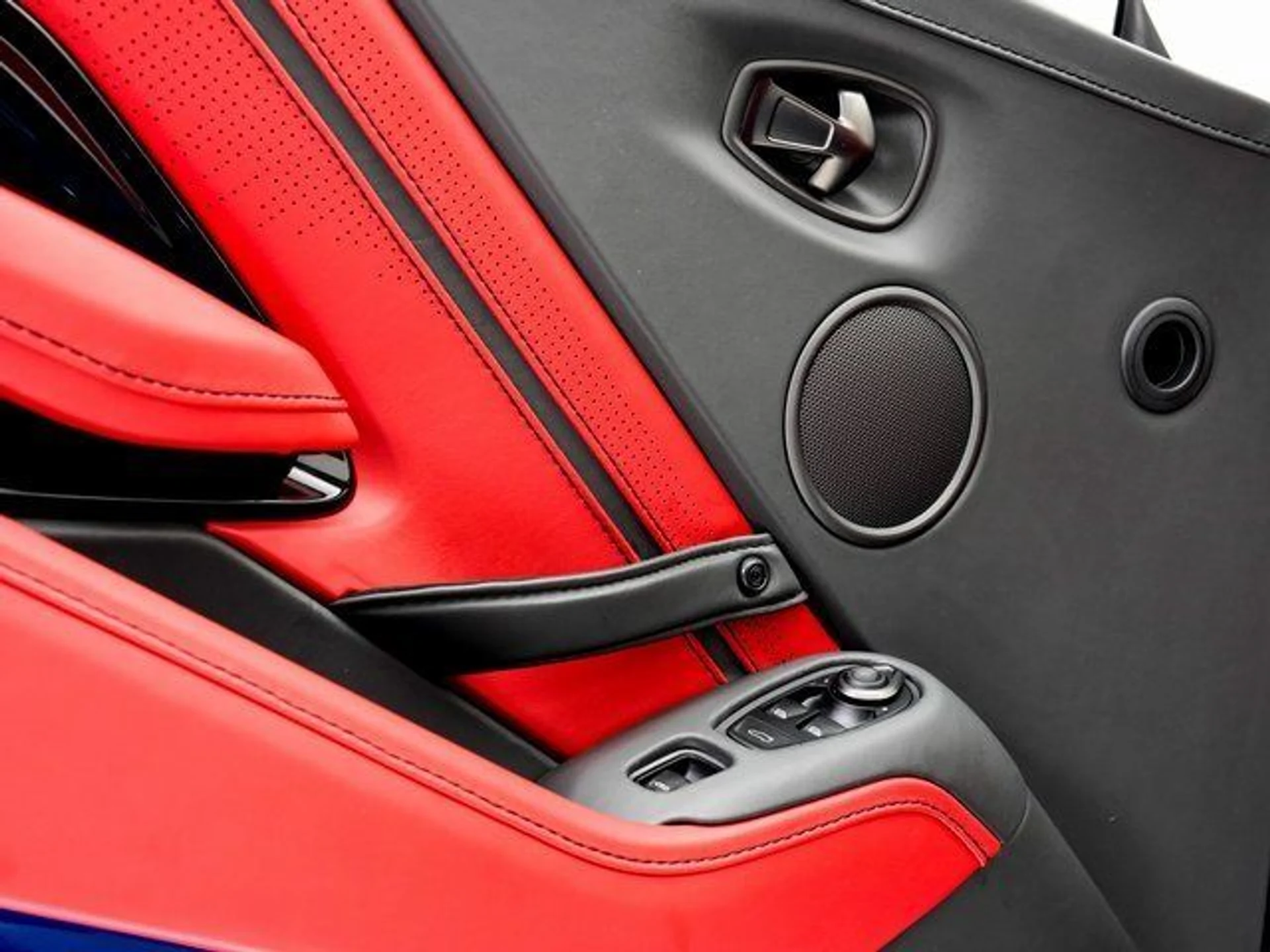 mph007_2286353559_860f0c83dff5950857de516ae7a83ba0_fd47c41ca1