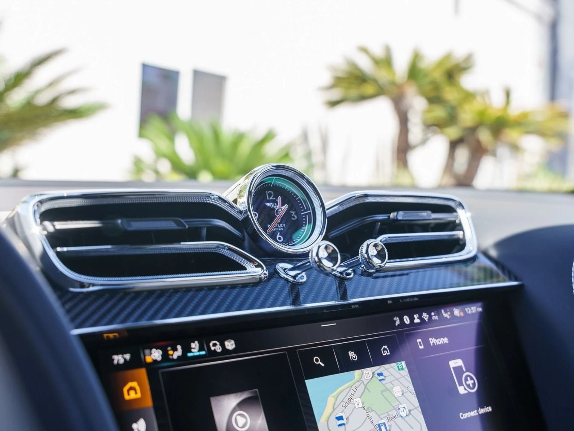 mph007_2291117748_7157950a4dd727b43fe7742a895b9268x_777451c756