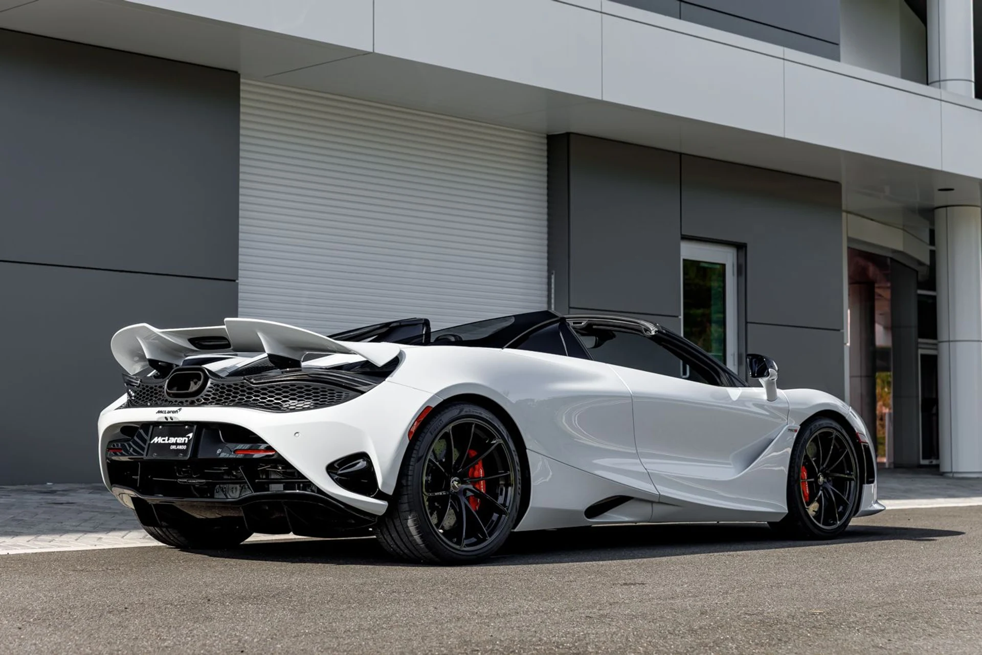 mph007_2296600212_450_p8_l_d9a1013084