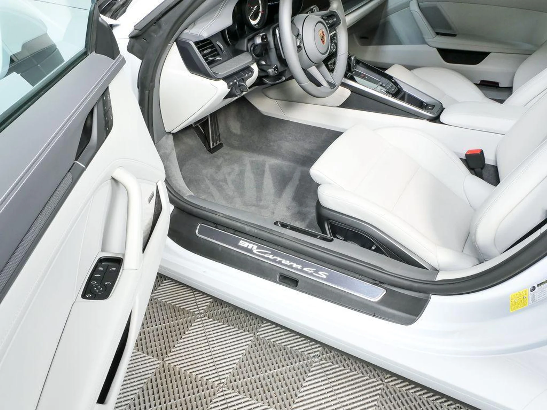 mph007_2297103050_G_Qx_FJ_0_GEV_Gn_d_BF_0_ZII_Tv2_D2_QMA_b7bfed1cb6