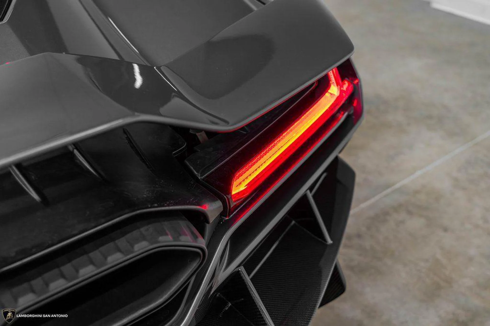 mph007_2306537737_q_R_Nu4_EYBB_Ajb_Clj6_J8_Dp_Xw_Ax_LNA_65940f7ff1