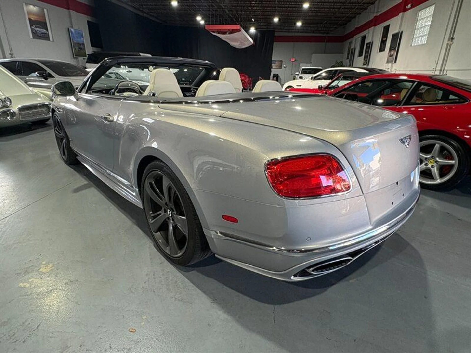 mph007_231572679_c575cb4ee6_800_9b76b2429e