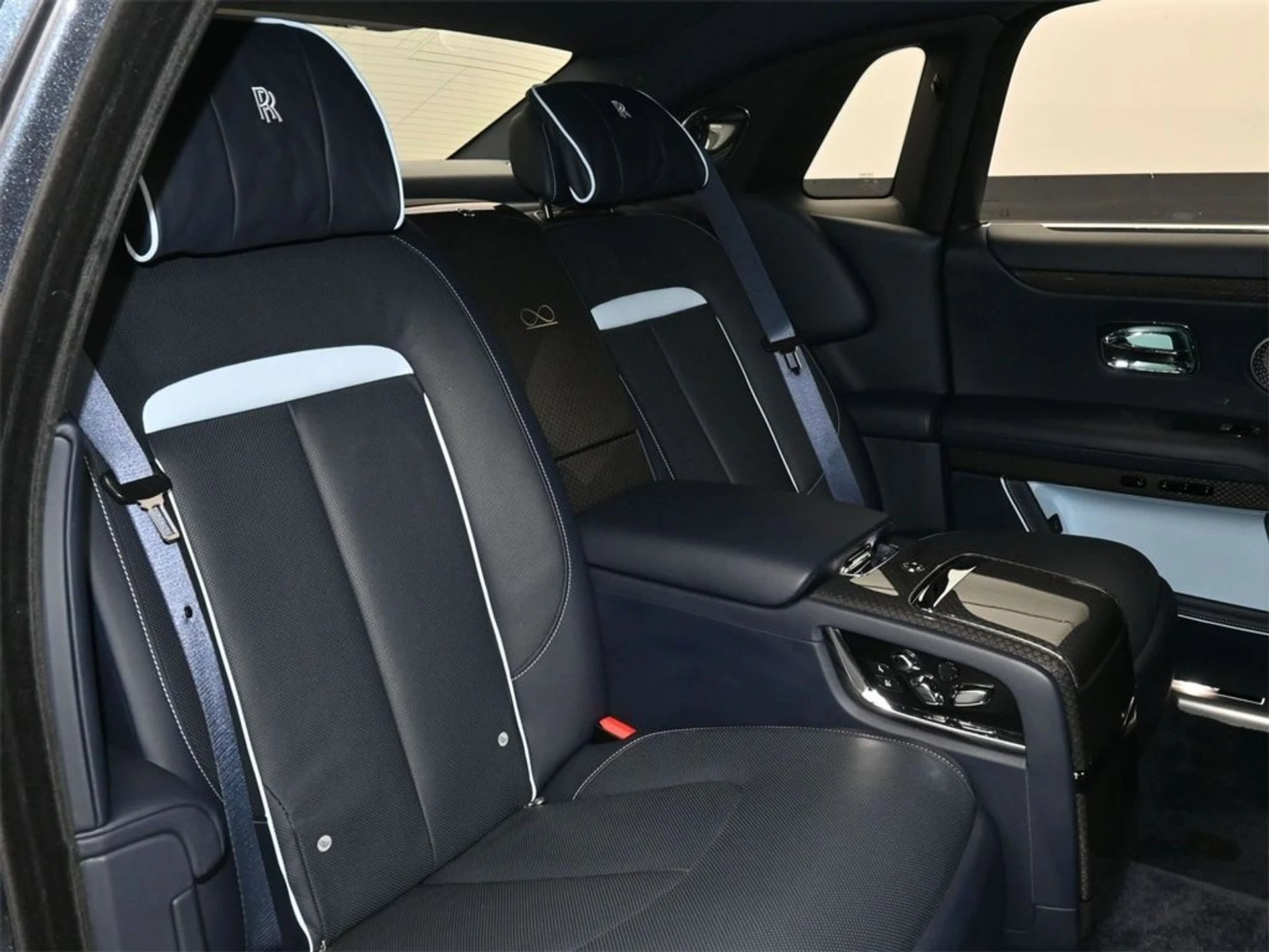 mph007_2319764941_5945217097218ced5e5c6ff20ecbe64ax_3cd253f267