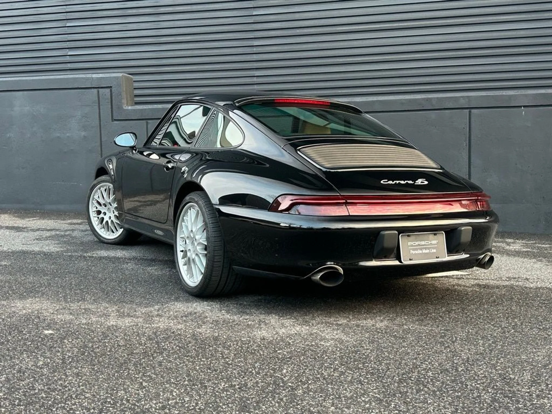 mph007_2331843393_31eb70122c4e923f1943544d5e6708b3x_f992184f6f