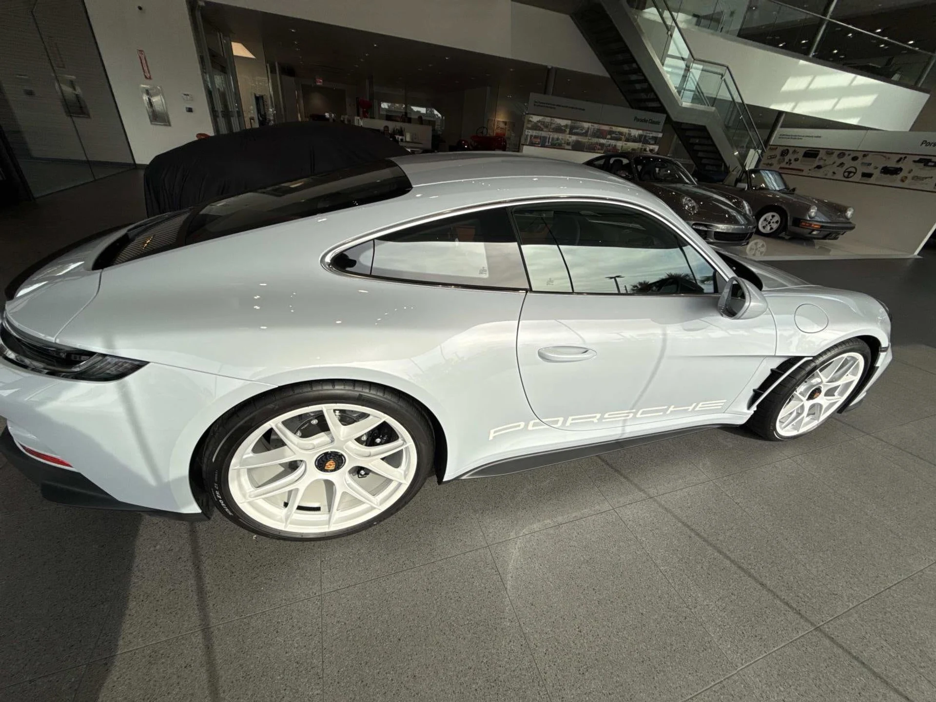 mph007_2335483463_d01aa384154b5af61e582c0298b789eax_b009177169