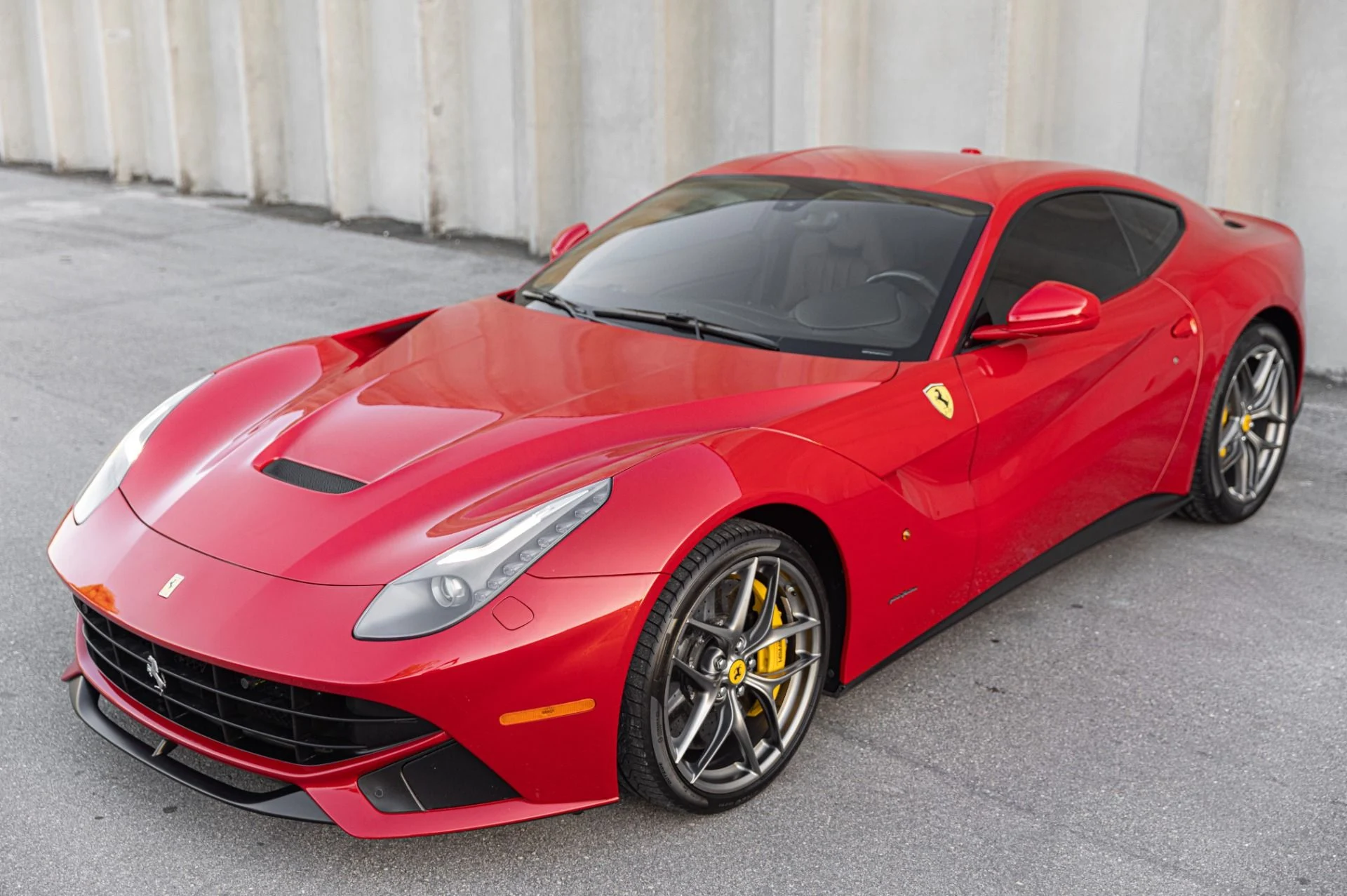 mph007_2342827406_Used_2014_Ferrari_F12_berlinetta_FULLY_LOADED_411_K_MSRP_Pass_Display_Race_Seats_Full_Carbon_Interior_1690837436_e0b1a5aea6