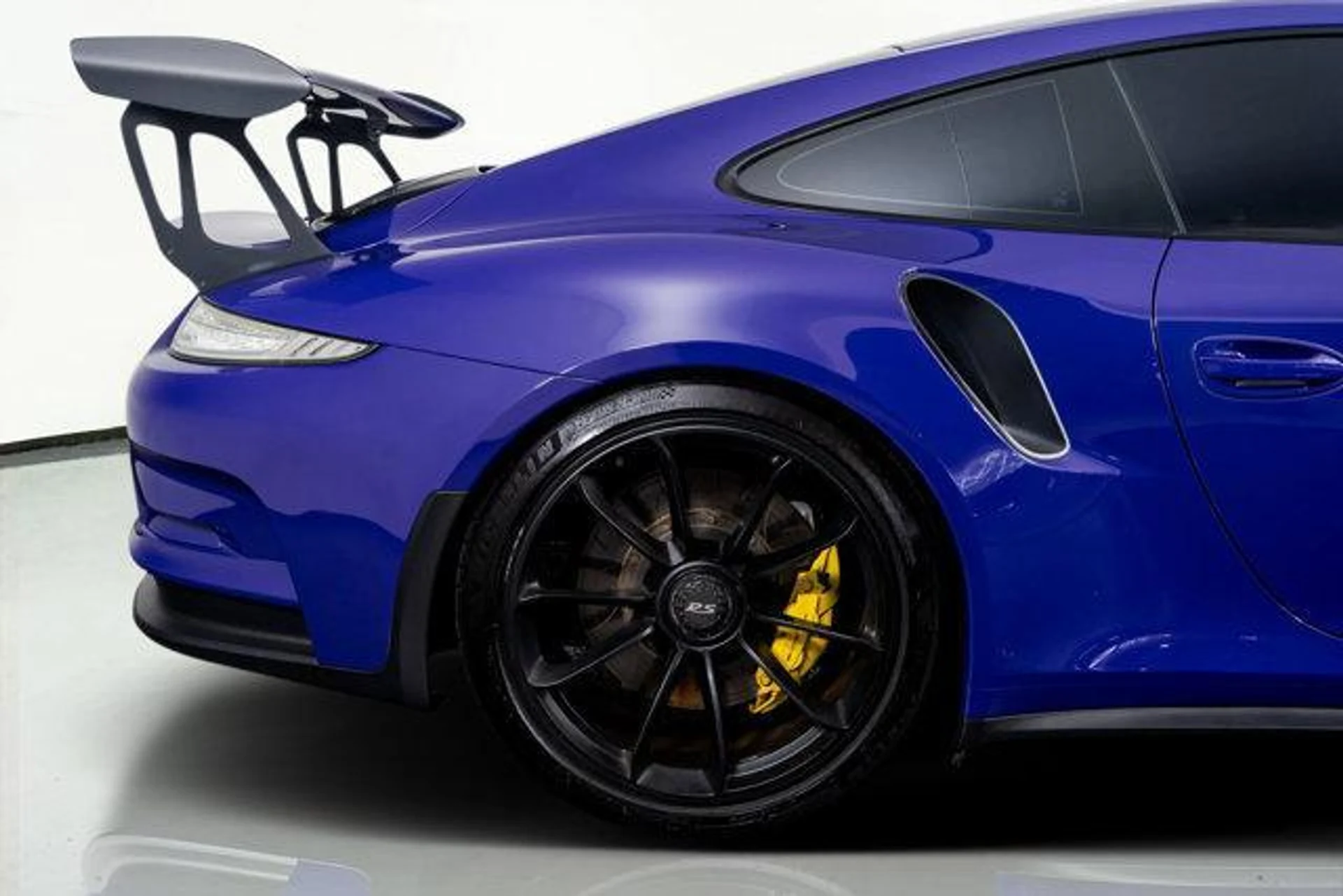 mph007_234318553_i1aayh_D_Efnw_B4z6_Be4u_Uub_HBLE_61a251cd9b