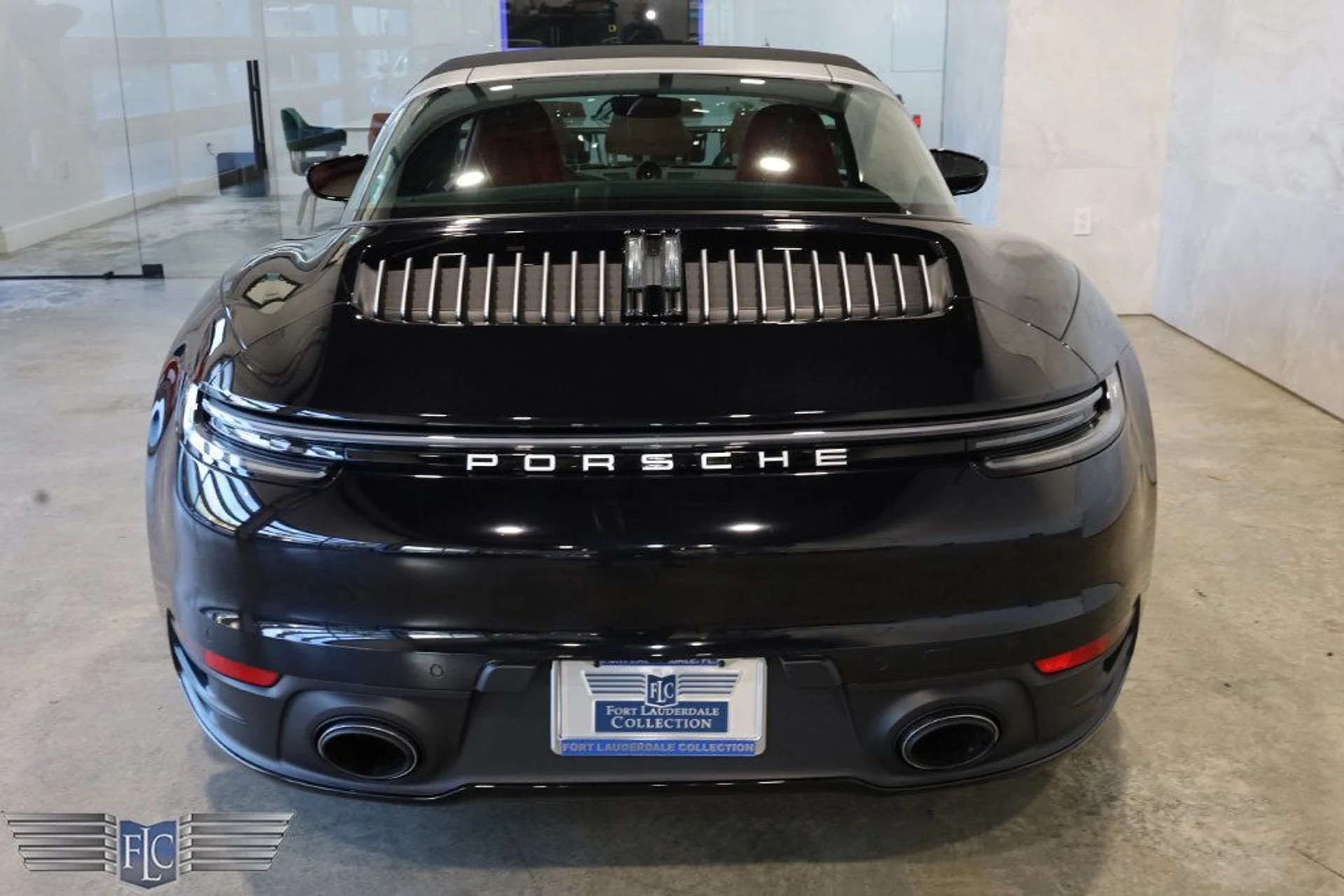 mph007_2345092592_used_2024_porsche_911_targa4s_9689_22903076_8_1024_3b66ac21c1