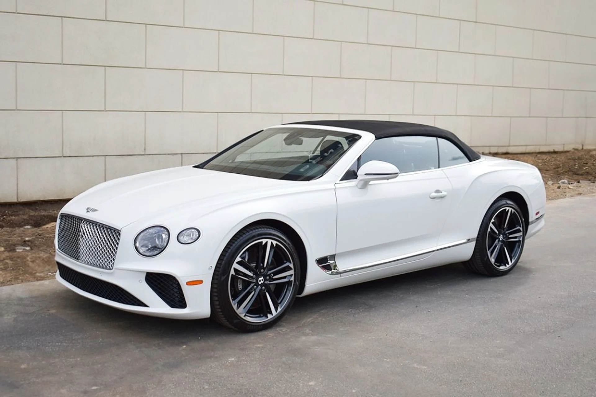 mph007_2355220124_Used_2023_Bentley_Continental_GT_V8_Convertible_V8_1695650501_d8d85137ac