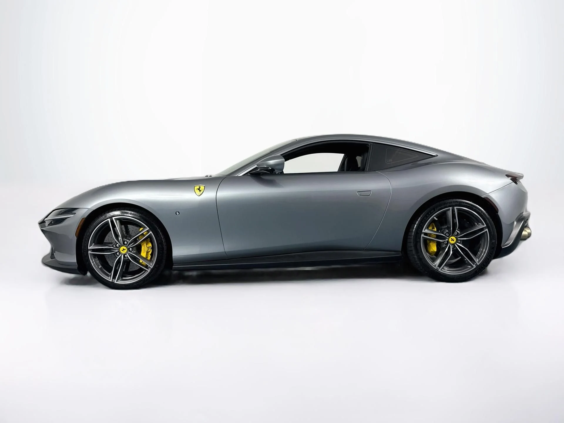 mph007_2356158527_Used_2021_Ferrari_Roma_1787957239_5d0029ee5b