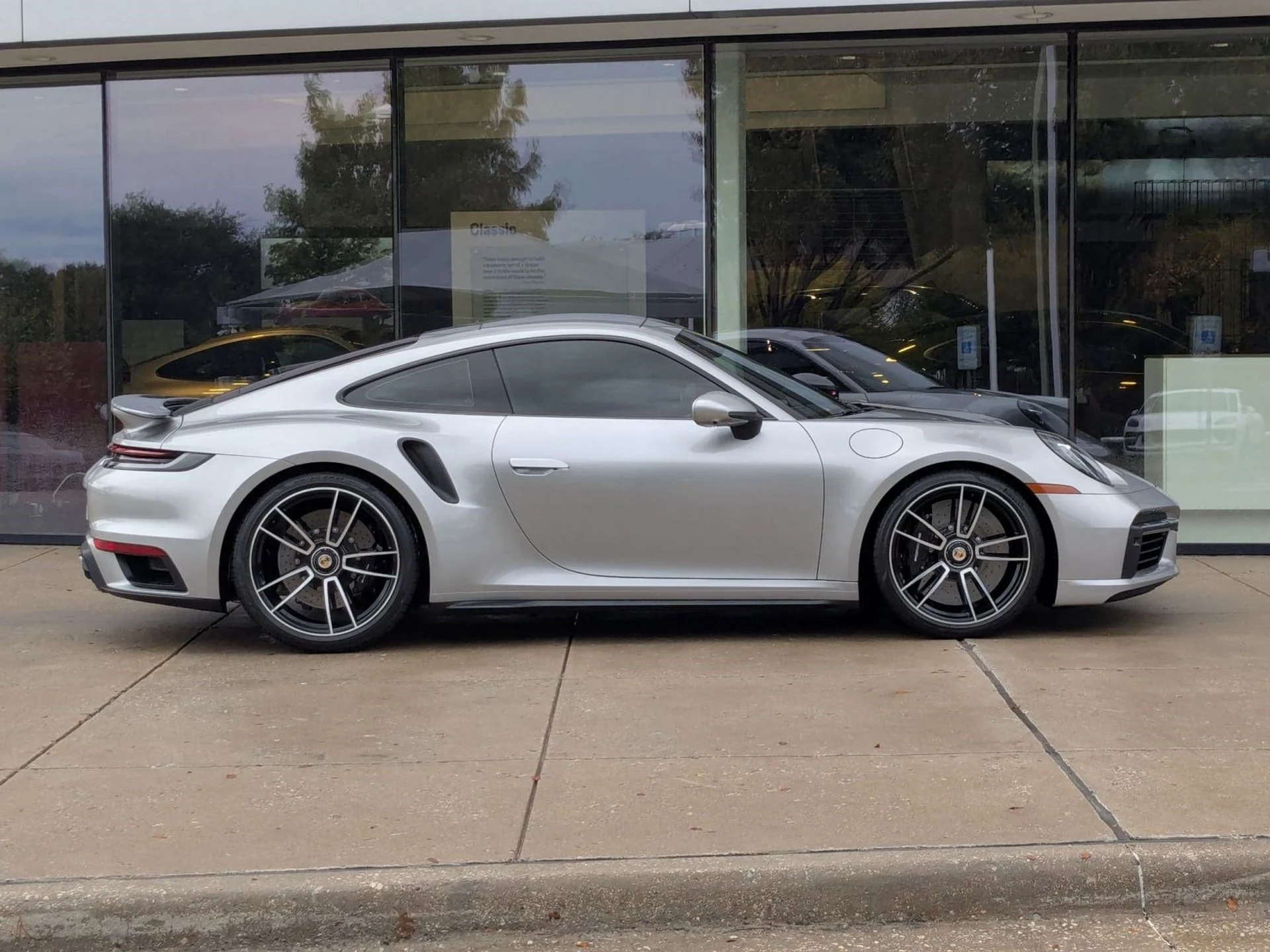 mph007_2363229067_b51fa80ba6d71548623524a808530f69x_299409cf56