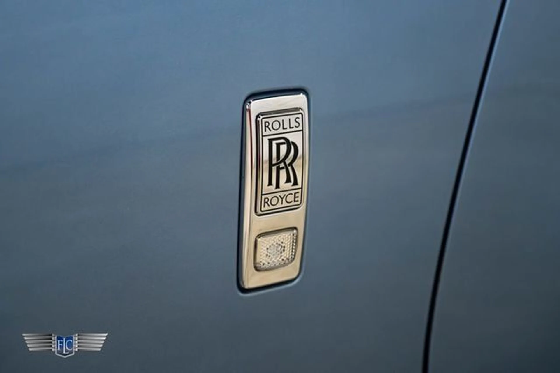 mph007_2368998641_used_2017_rolls_royce_dawn_convertible_9689_23094548_12_640_6f387254dc