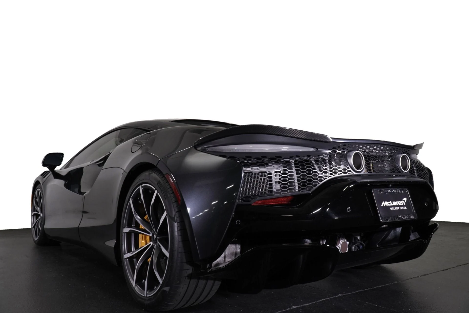 mph007_2369695081_Used_2025_Mc_Laren_Artura_1760457581_91f959354b
