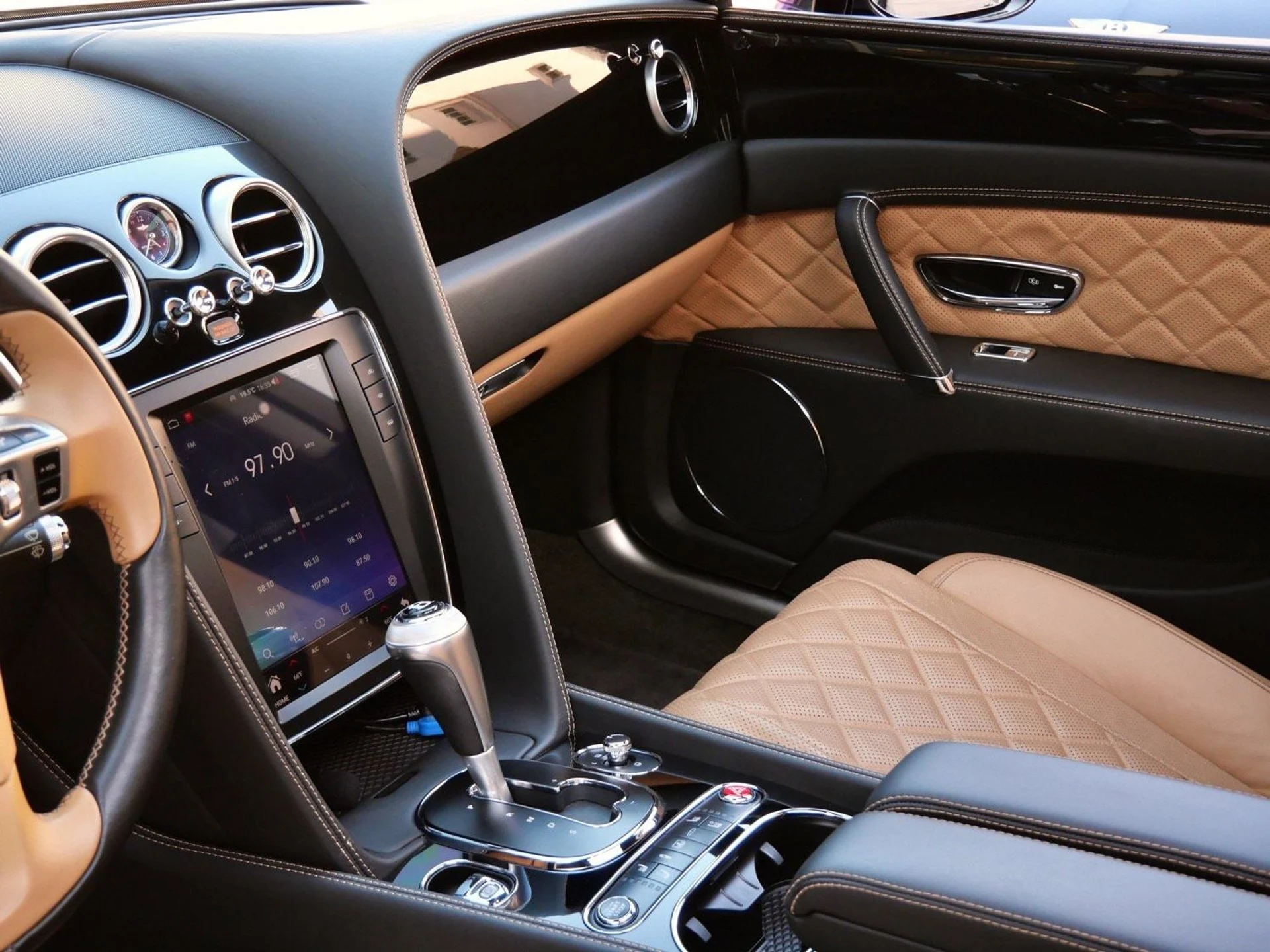 mph007_2371925938_8cc2ace71d7f44a4ddd3475e38990dcfx_942fa1dc03