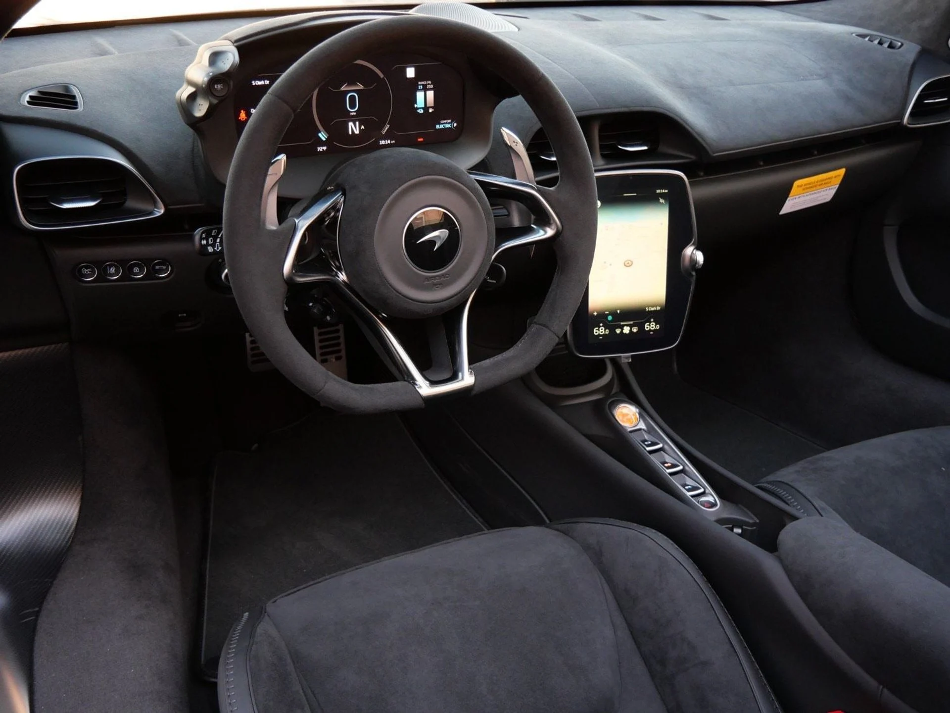 mph007_2372140679_1f34df138931c4a995de055928f73a70x_285eef1526