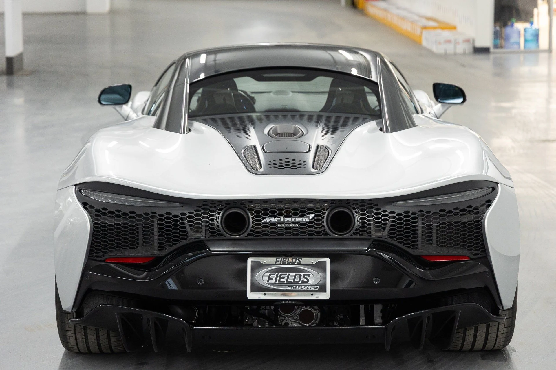 mph007_2372877592_11824ca34bf42a4ac057cc2a398303ffx_053773a95c