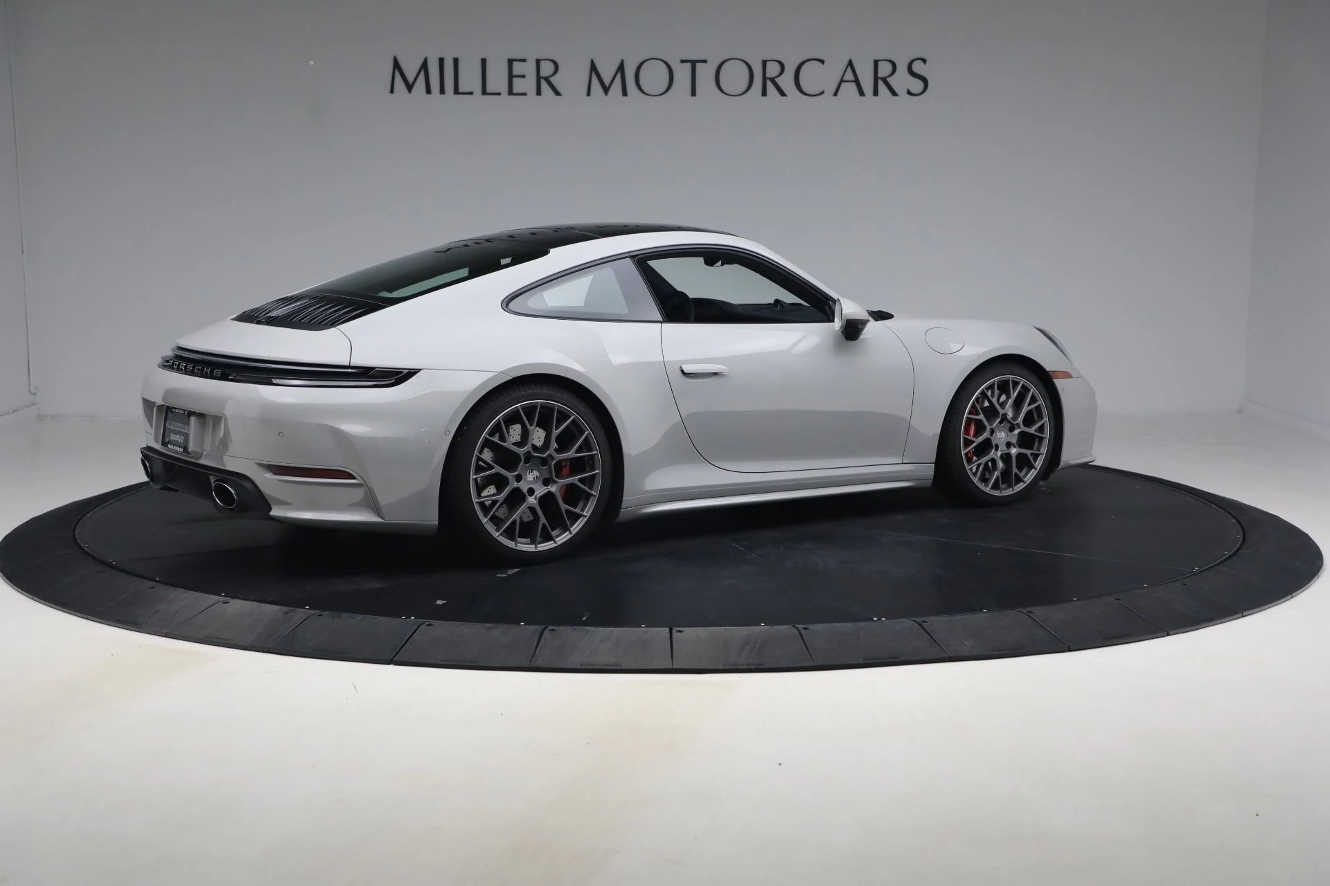 mph007_2376312484_Used_2025_Porsche_911_Carrera_S_1774555687_83ed0549c7