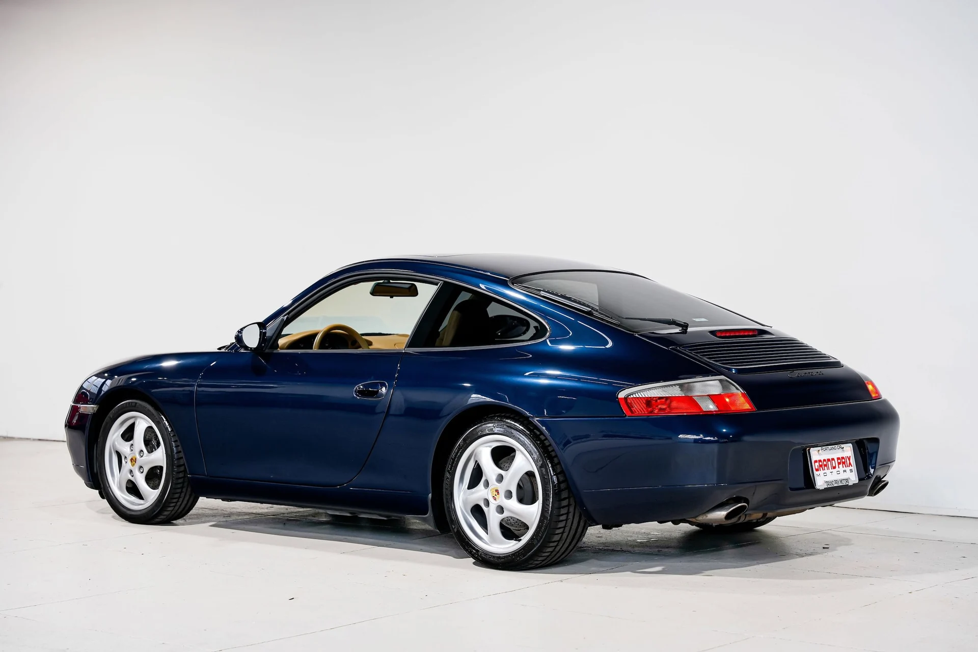 mph007_2379758649_187bc7b7b47a0e61184d127baaf045c2x_215dfef6ad