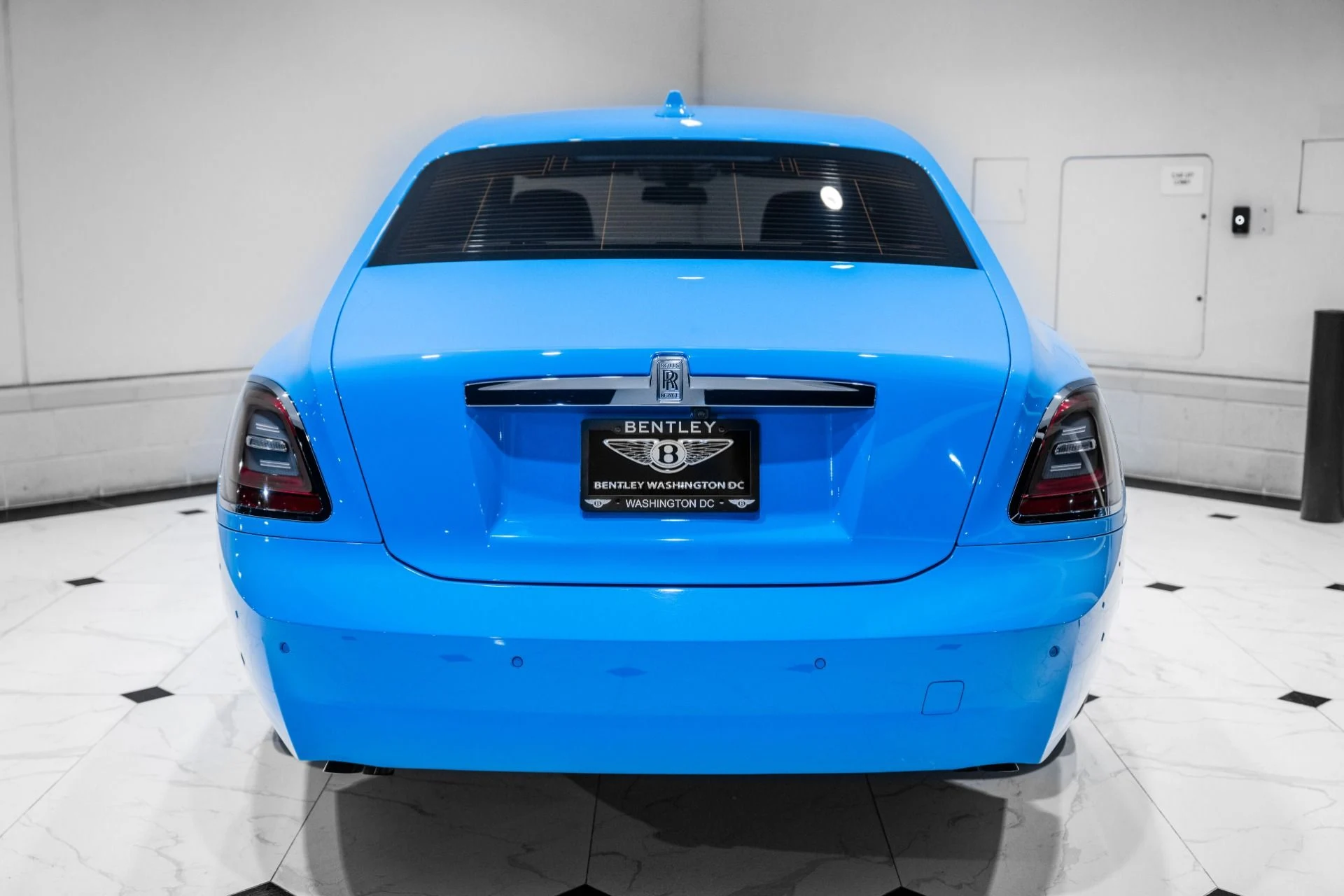 mph007_2381978057_Used_2023_Rolls_Royce_Ghost_1773457013_5d63758e44