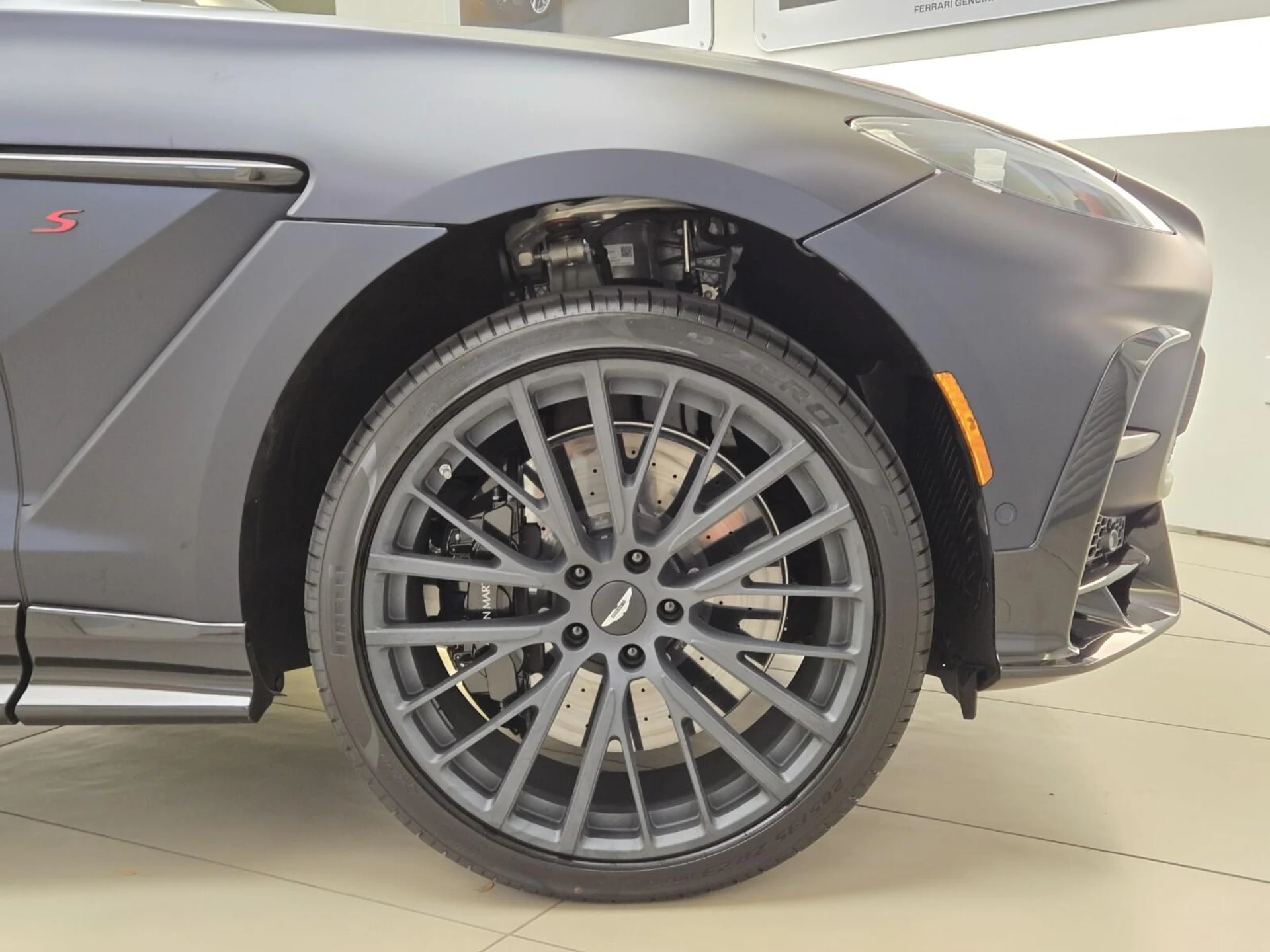 mph007_2385946359_New_2026_Aston_Martin_DBX_S_1780118642_a9a2778e4b