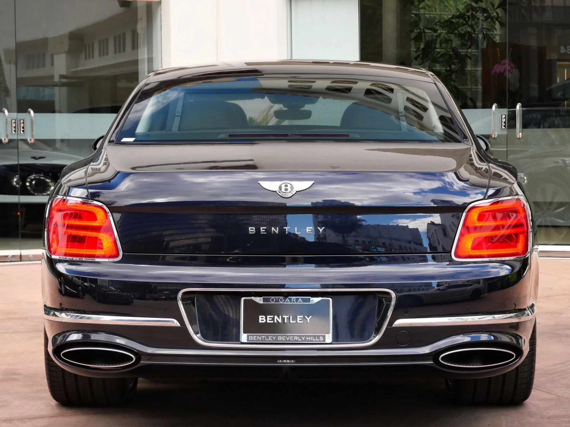 mph007_2389755374_132affd89bb517aa7ac3a0b847cc0711x_3d1c8184cd