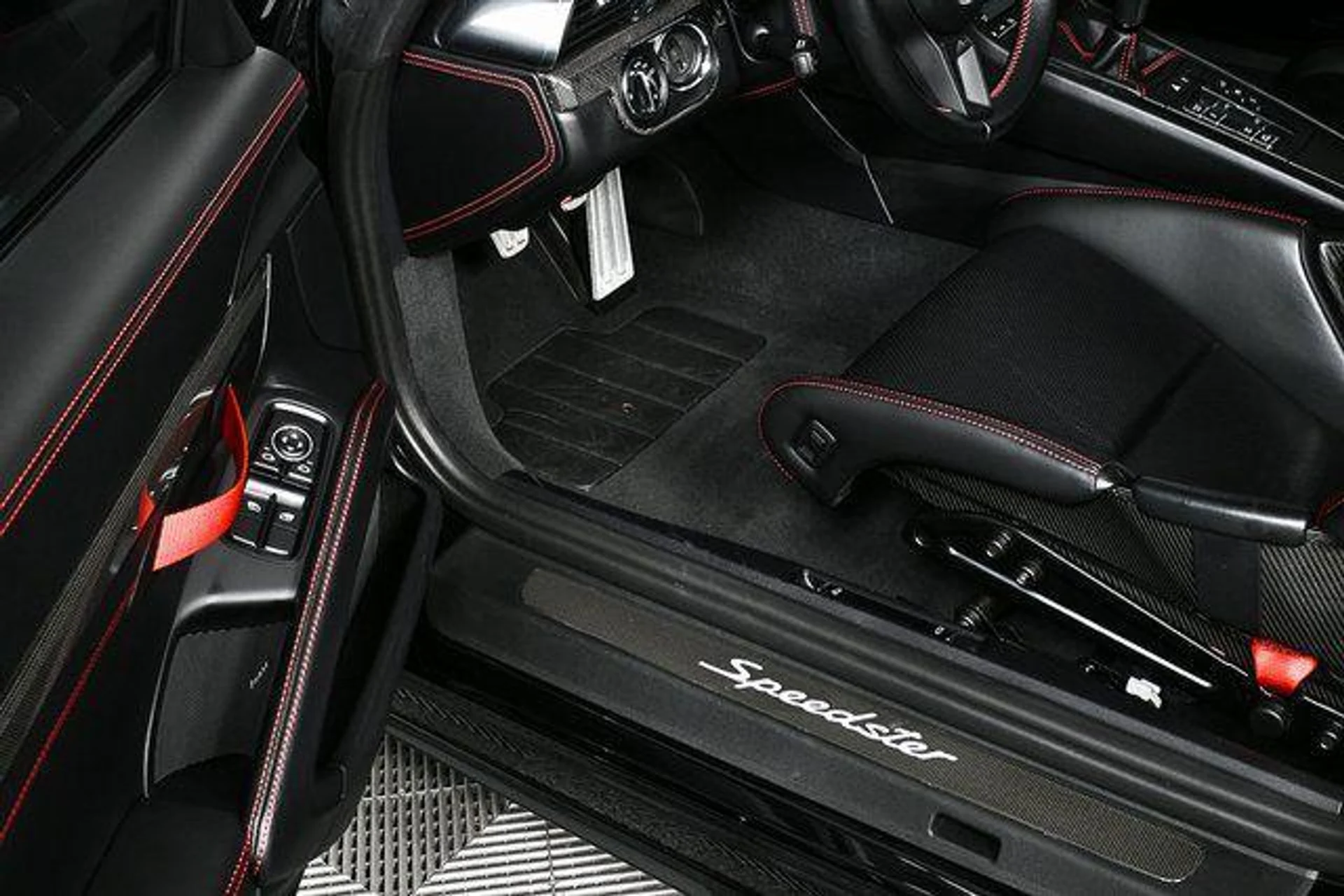 mph007_2390285335_bx_Ht18_F1_QW_0_Mzui_Z_Xdggi_X_Cfek_aadcf5b81f