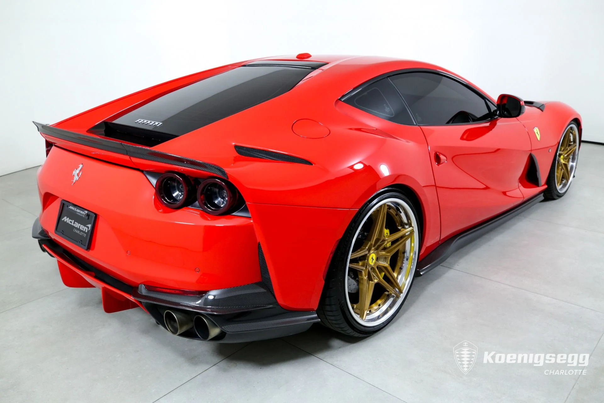 mph007_2393244171_Used_2018_Ferrari_812_Superfast_1711034362_48e6fa7d21