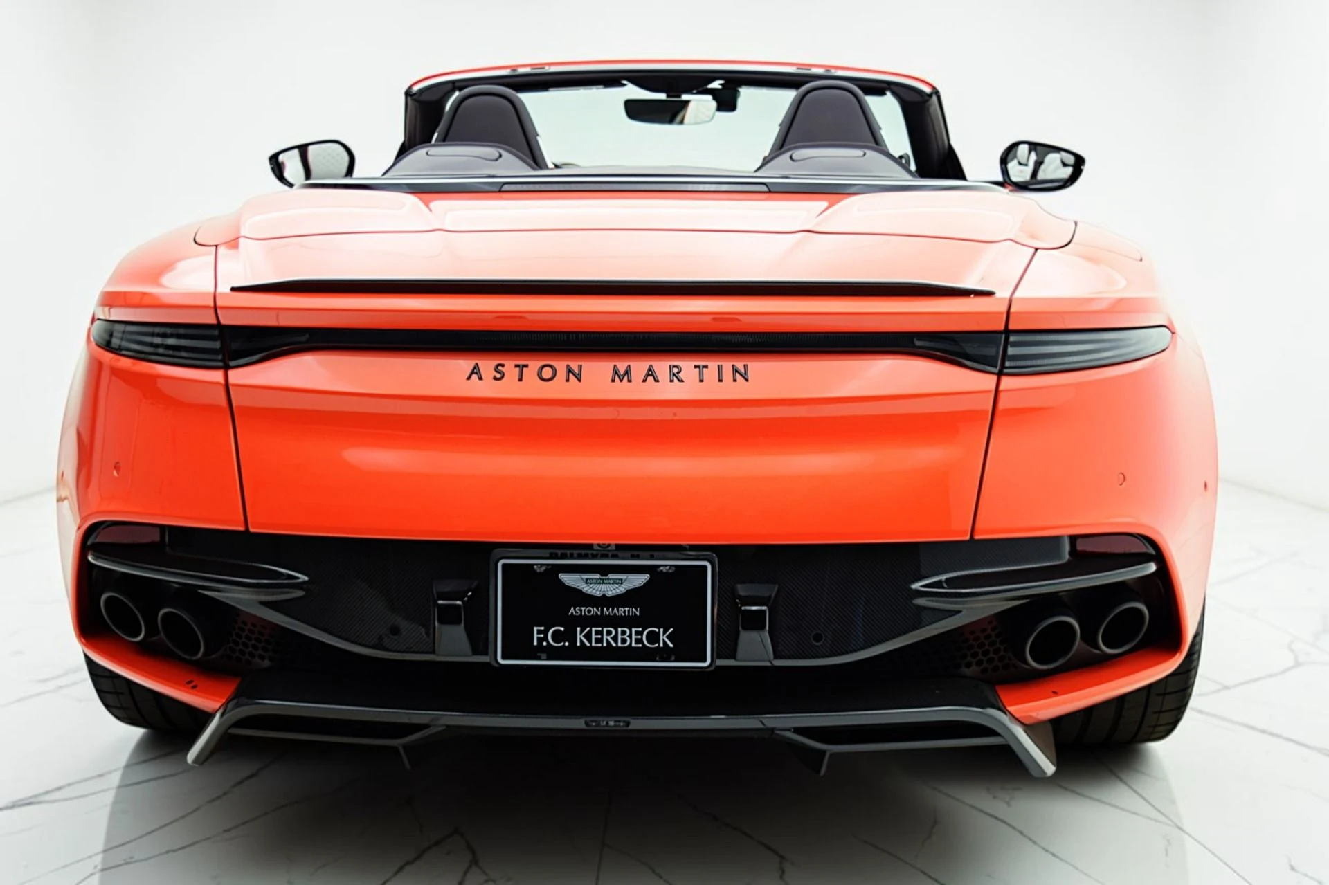 mph007_2395839619_Used_2023_Aston_Martin_DBS_Volante_17e0edee9f