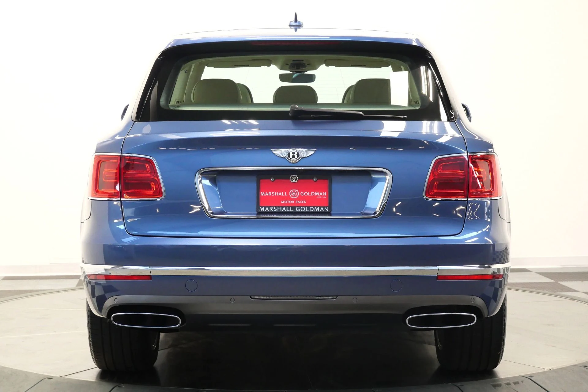 mph007_2399712913_Used_2018_Bentley_Bentayga_Onyx_Edition_W12_Touring_Specification_Front_Seat_Comfort_Specification_1772647427_13c672e8ca