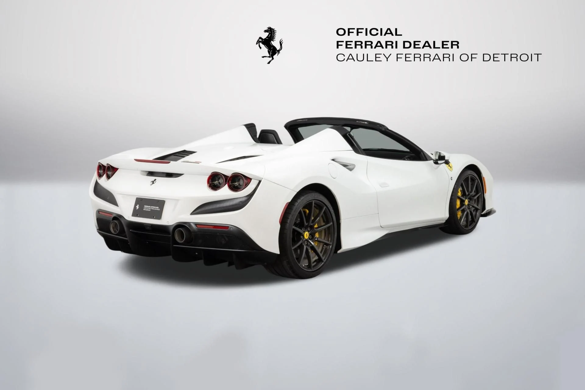 mph007_2400550665_Used_2022_Ferrari_F8_Spider_1789652677_0ef2072f69