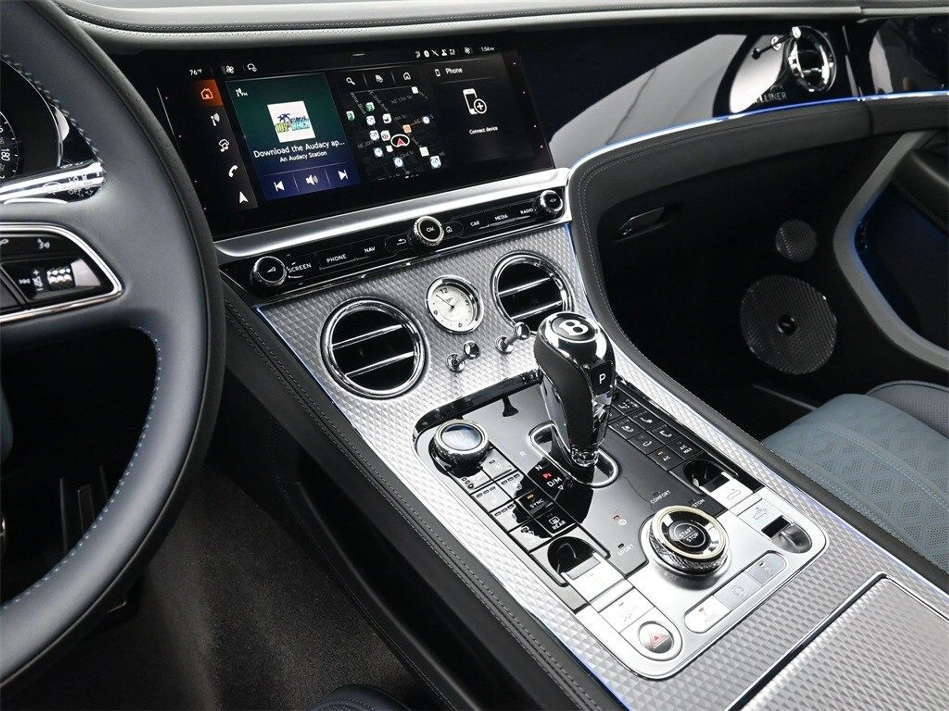 mph007_2405098977_15596889604674b41cfa241f2a61b940x_e8b9b83542