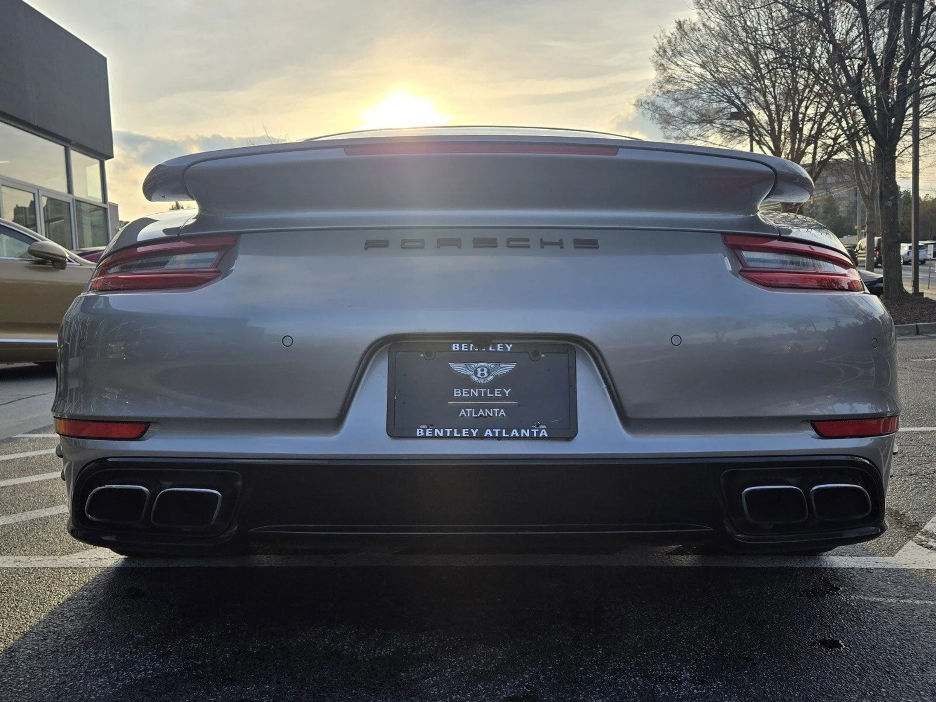 mph007_2411646487_591379670b9a050fb78f861ae04682cex_2e557fecc6