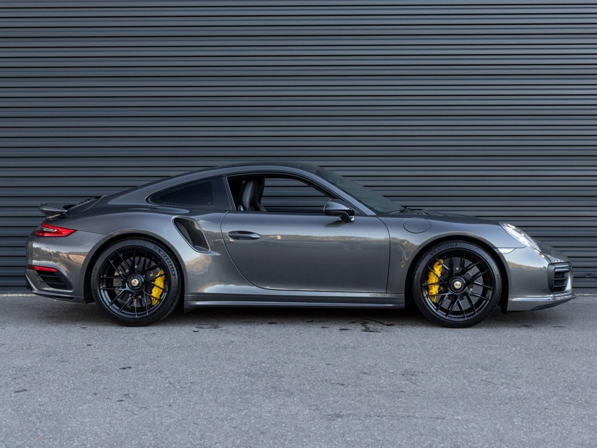 mph007_2416729122_8_a1c57448d4