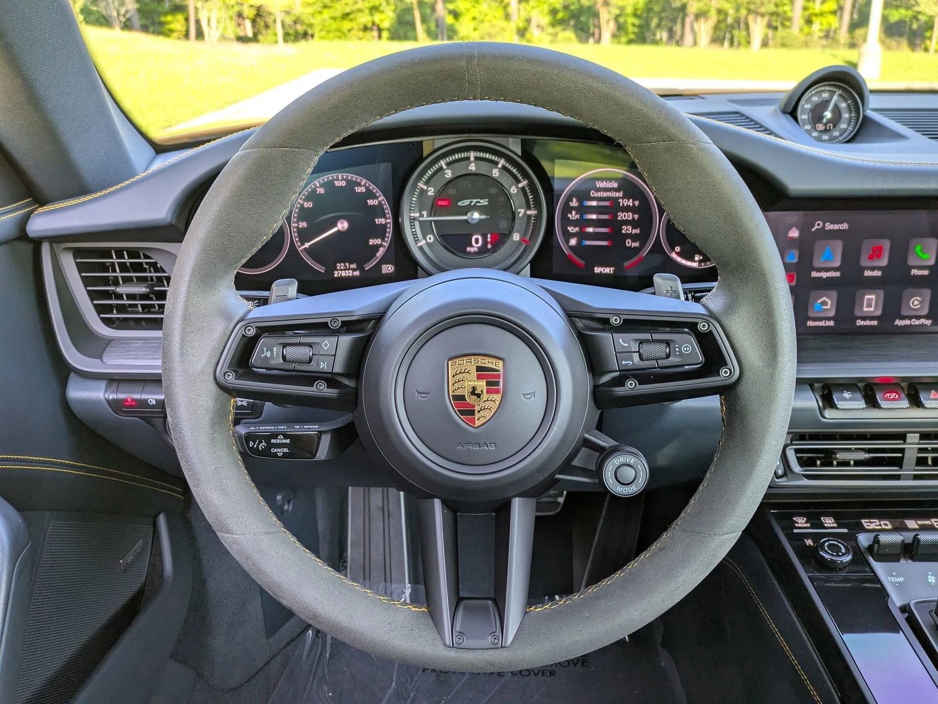 mph007_241773613_ebd996af729b72d456e3258eb78861ecx_318c282212