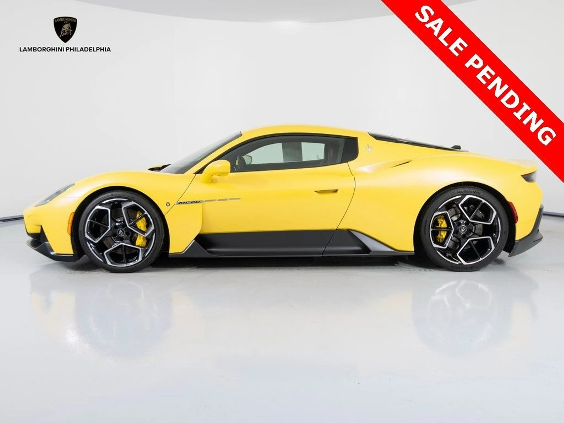 mph007_2419618409_d33786b345d847465b296ff9af591e35x_3901030e51