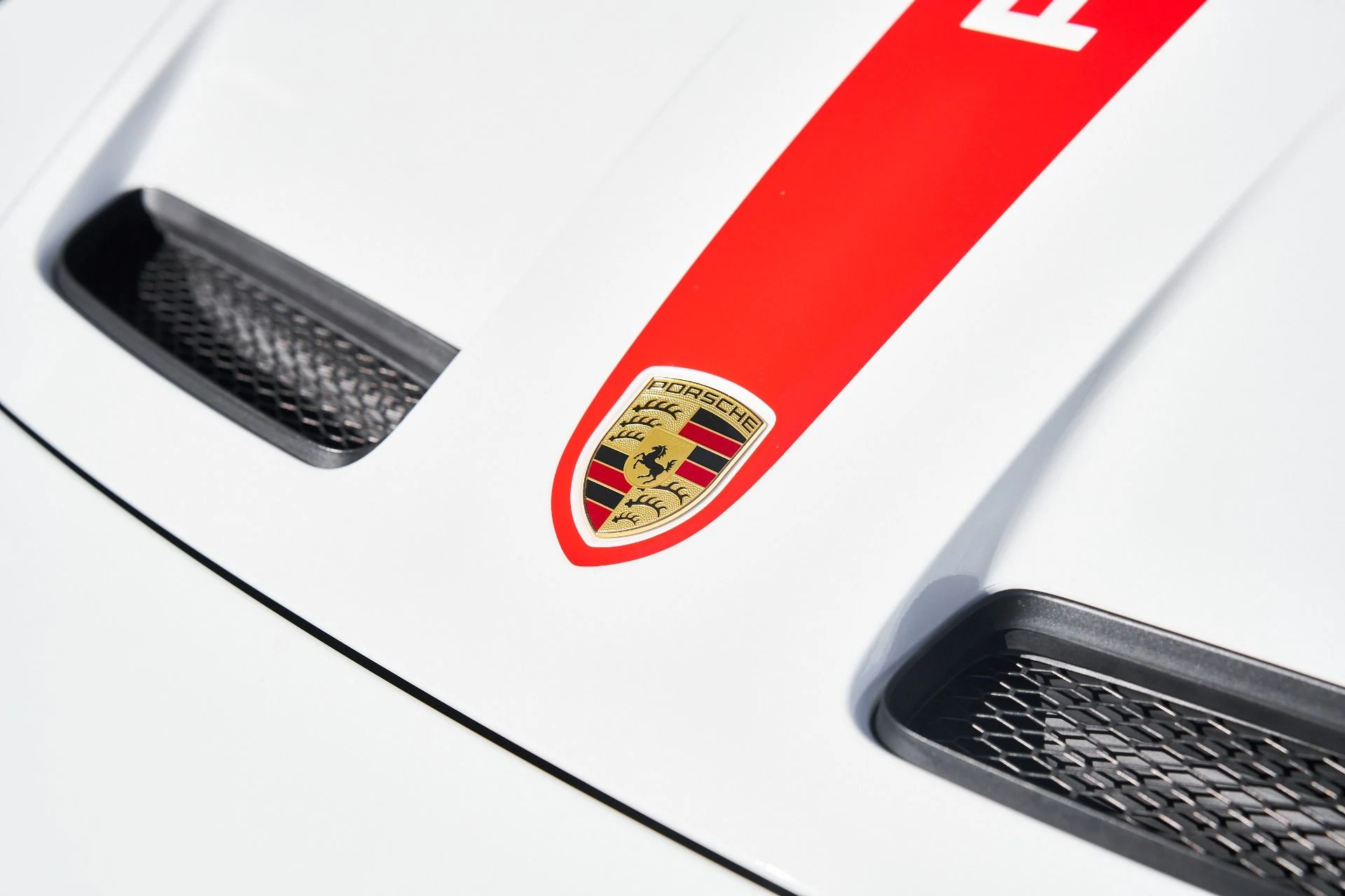 mph007_2423493550_Used_2023_Porsche_911_GT_3_1750710974_69cc72945c
