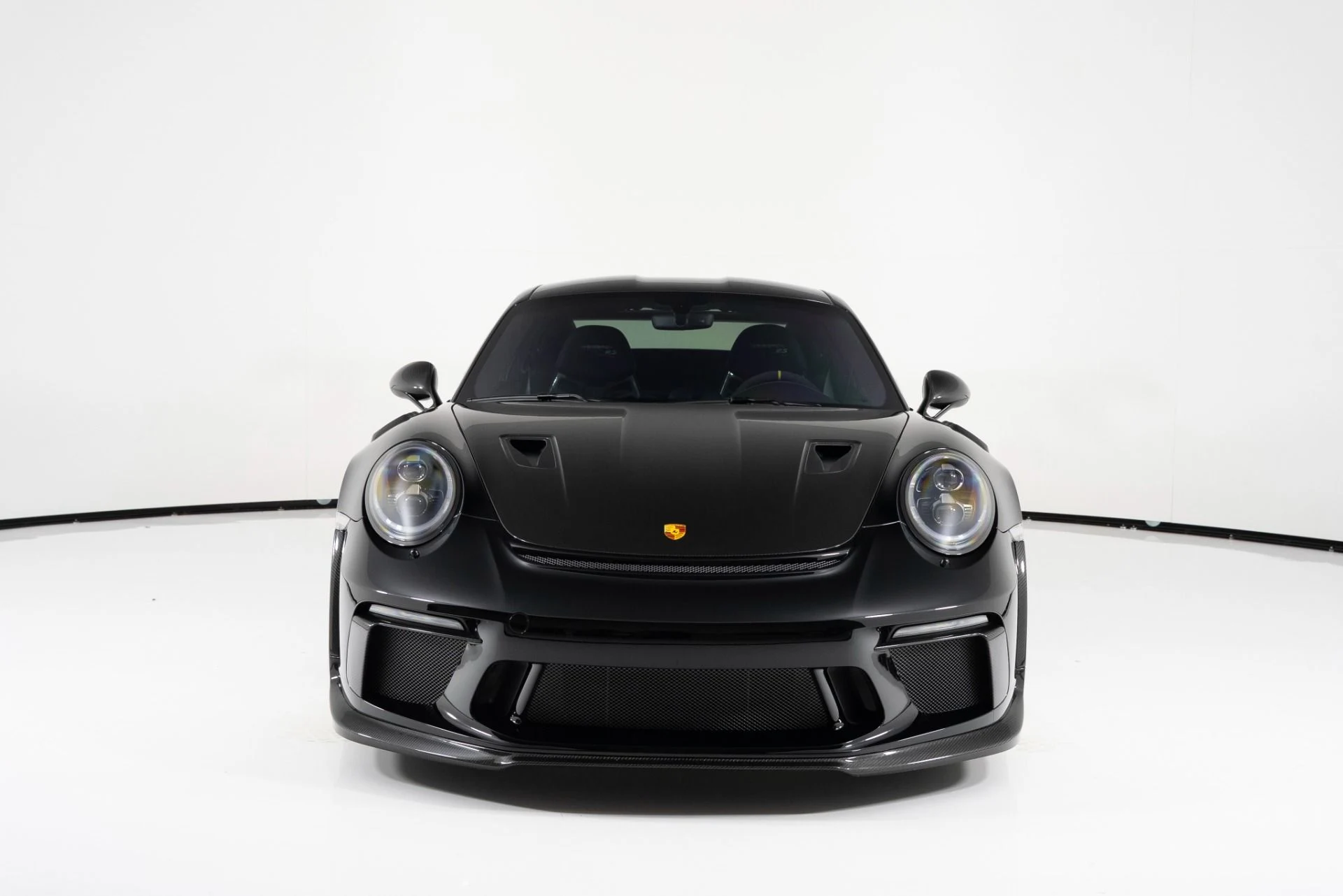mph007_2424814126_Used_2019_Porsche_911_GT_3_RS_1753749470_6519ee9687