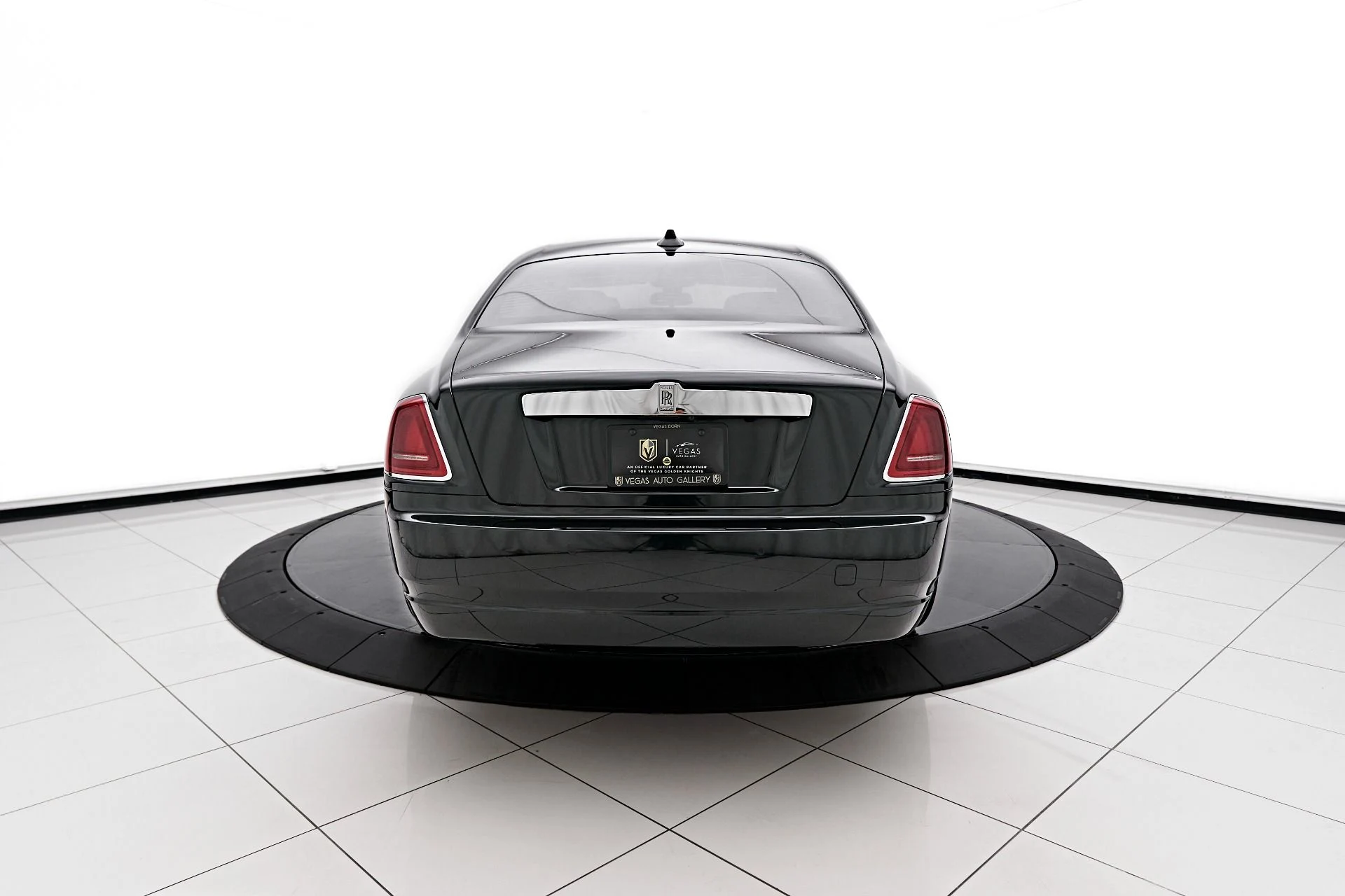 mph007_242553663_Used_2020_Rolls_Royce_Ghost_Base_1709408740_dd392ed755