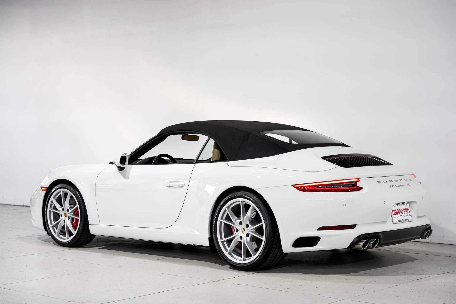 mph007_2434490281_297c976eae25294ebb8c28271570a812x_1ccaa2fead