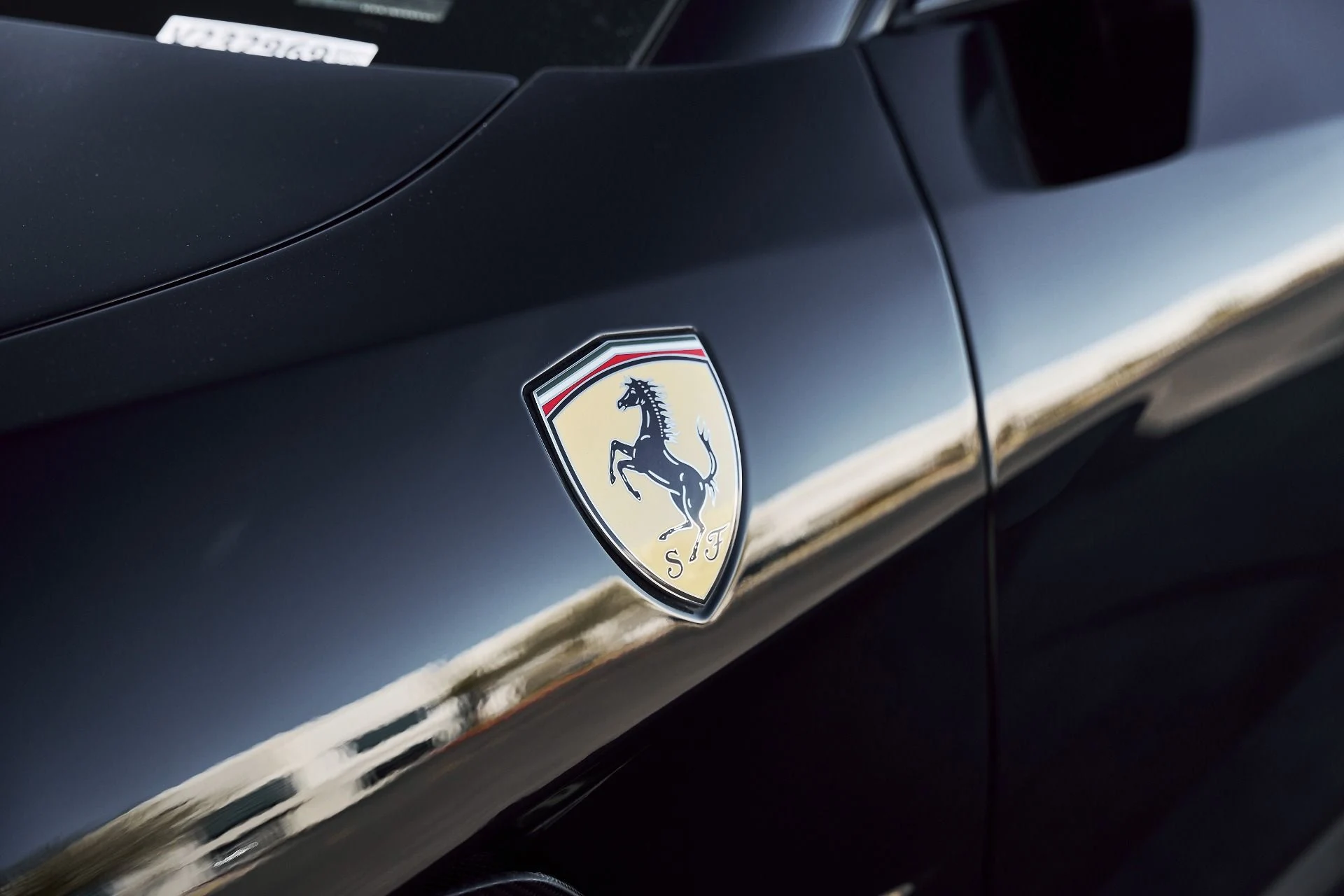 mph007_2439752179_Used_2018_Ferrari_GTC_4_Lusso_T_1770509550_64aa71df2b