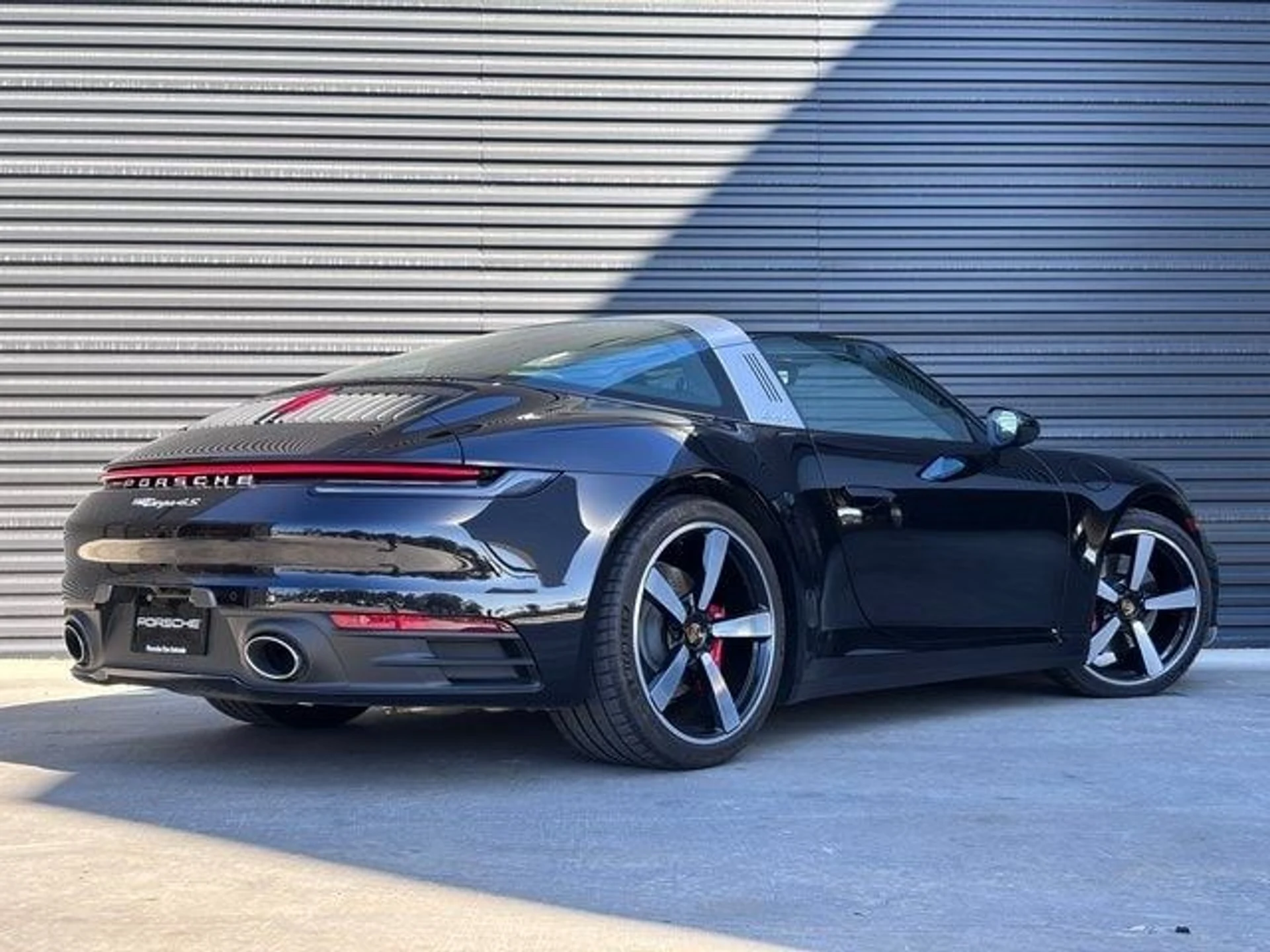 mph007_2442113767_73bd6967a2dd4faa46503693fa1125ebx_5f3a1d77ef