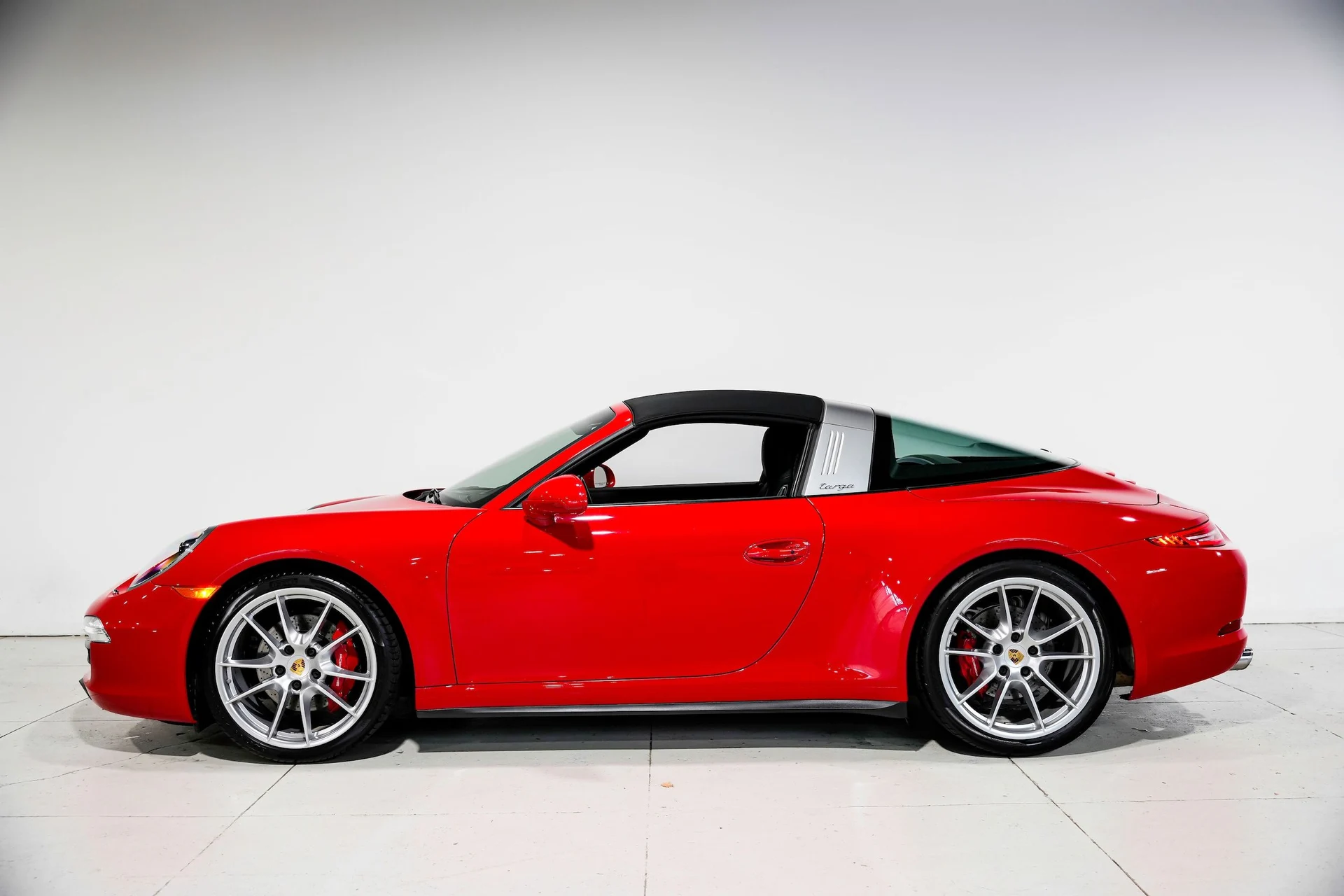 mph007_2443778751_84377547c9c4d280feda7c931e6ce5e9x_4f8d2c5bd5