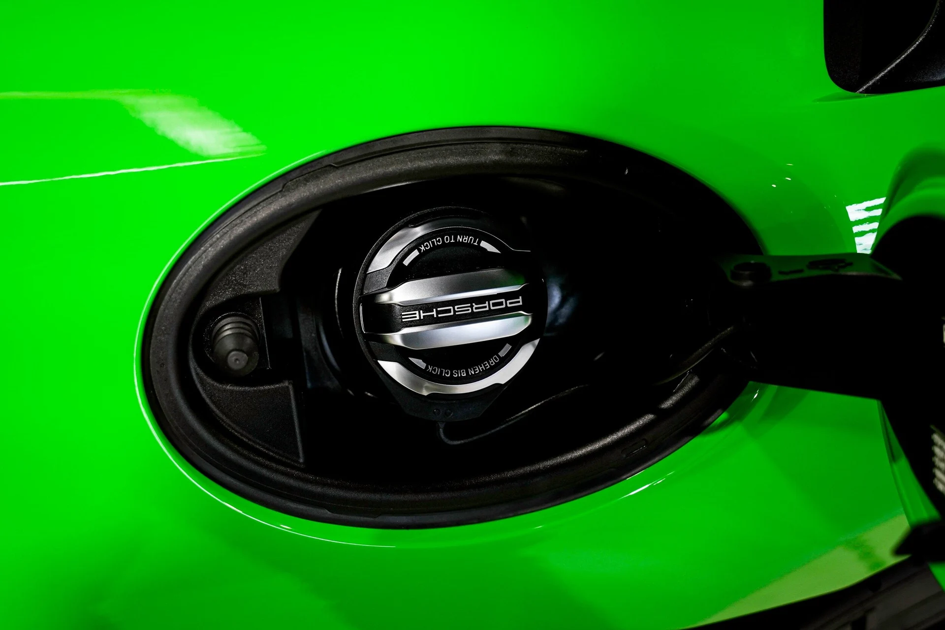 mph007_2455820089_aa504807085f8167fbac040efbbc5f3fx_10c36a5e1a